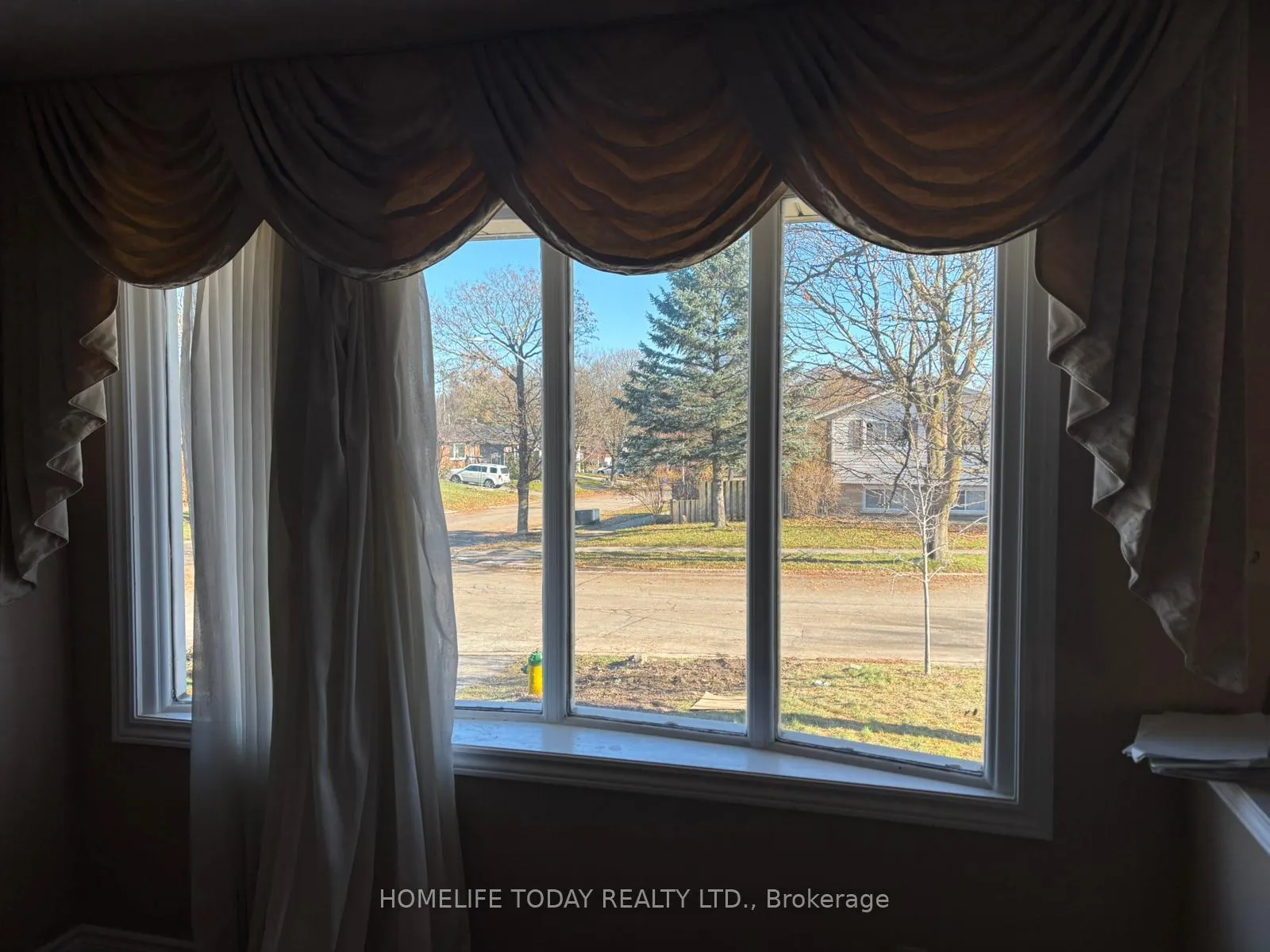 Photo 2 of Unit Main, 543 Glendene Crescent, Waterloo — HOMEH