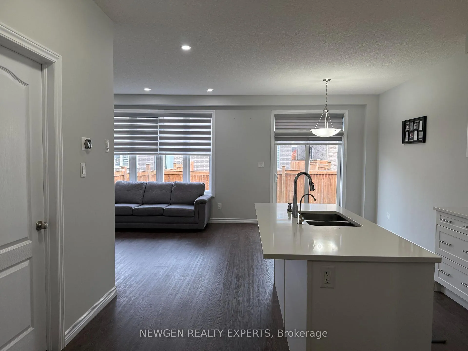 Photo 3 of 11 Gleason Crescent, Kitchener — HOMEH