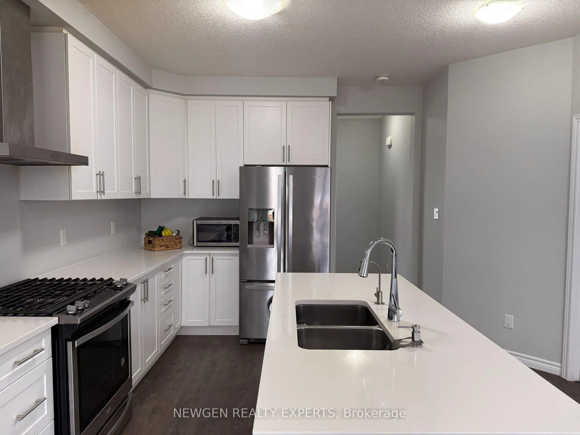 Photo 4 of 11 Gleason Crescent, Kitchener — HOMEH