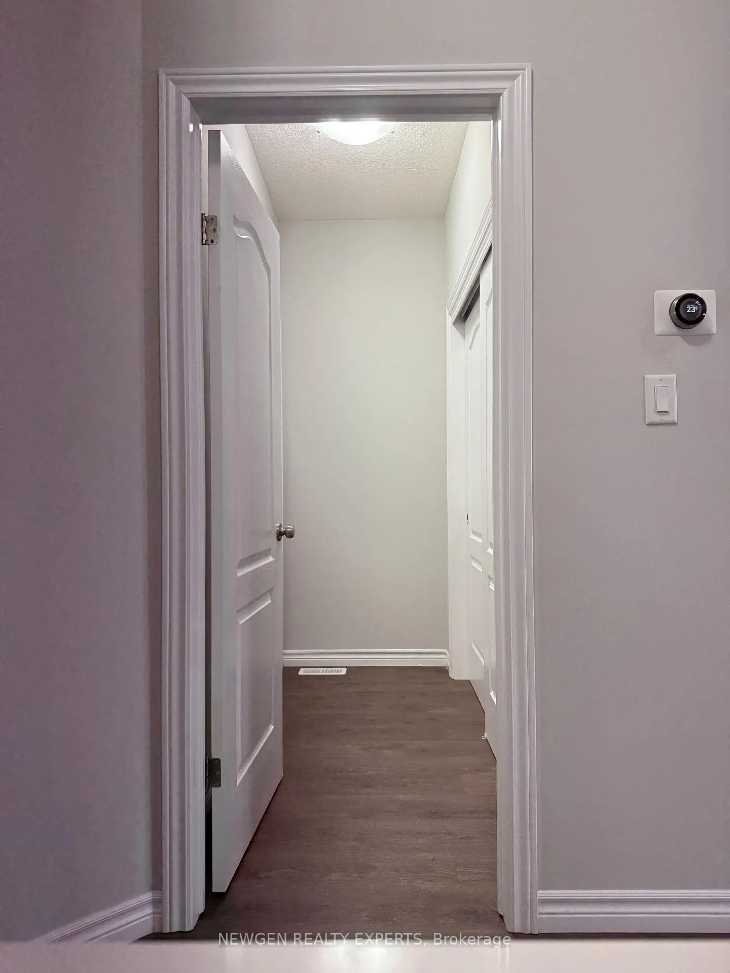 Photo 12 of 11 Gleason Crescent, Kitchener — HOMEH