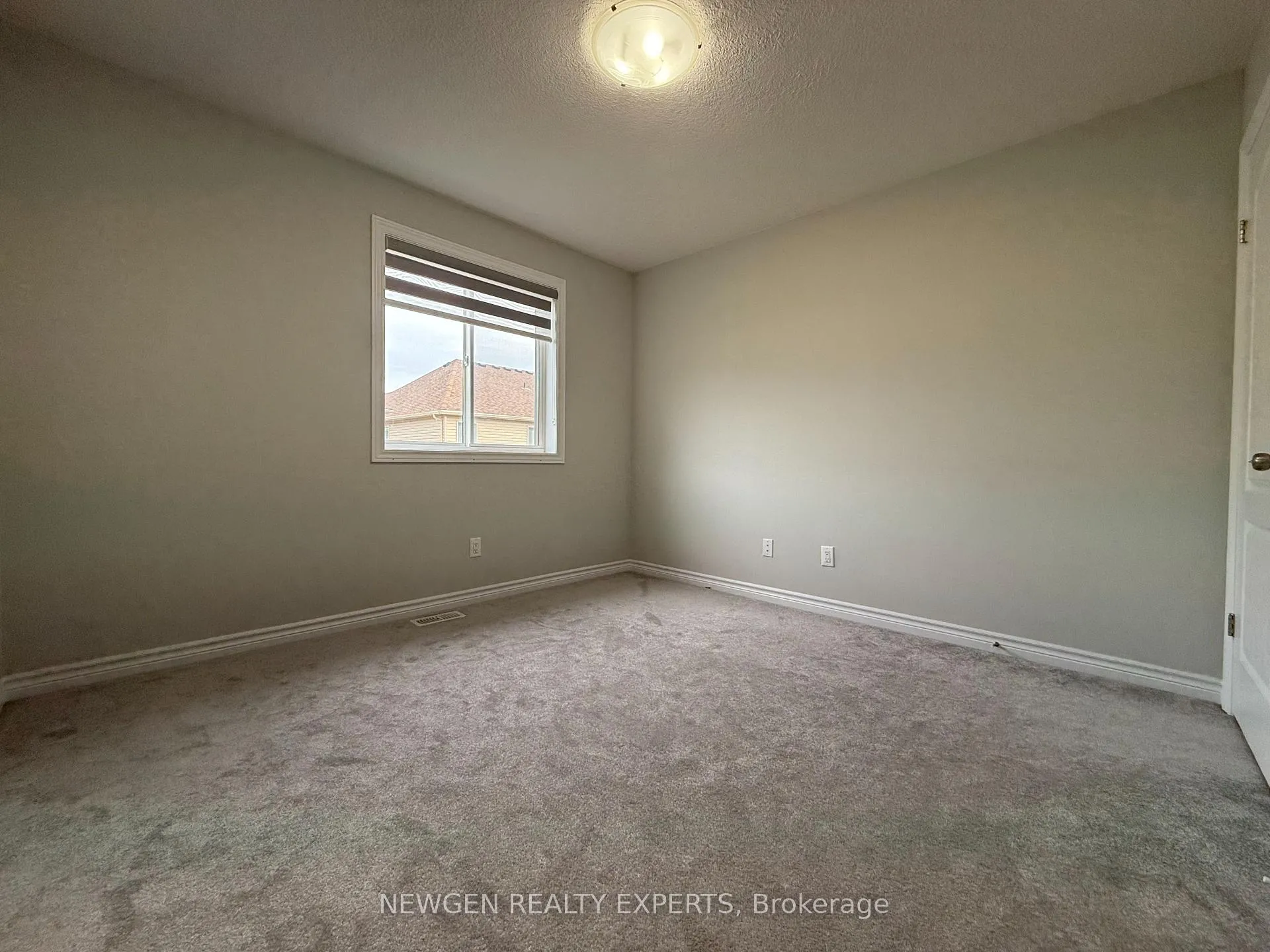 Photo 23 of 11 Gleason Crescent, Kitchener — HOMEH