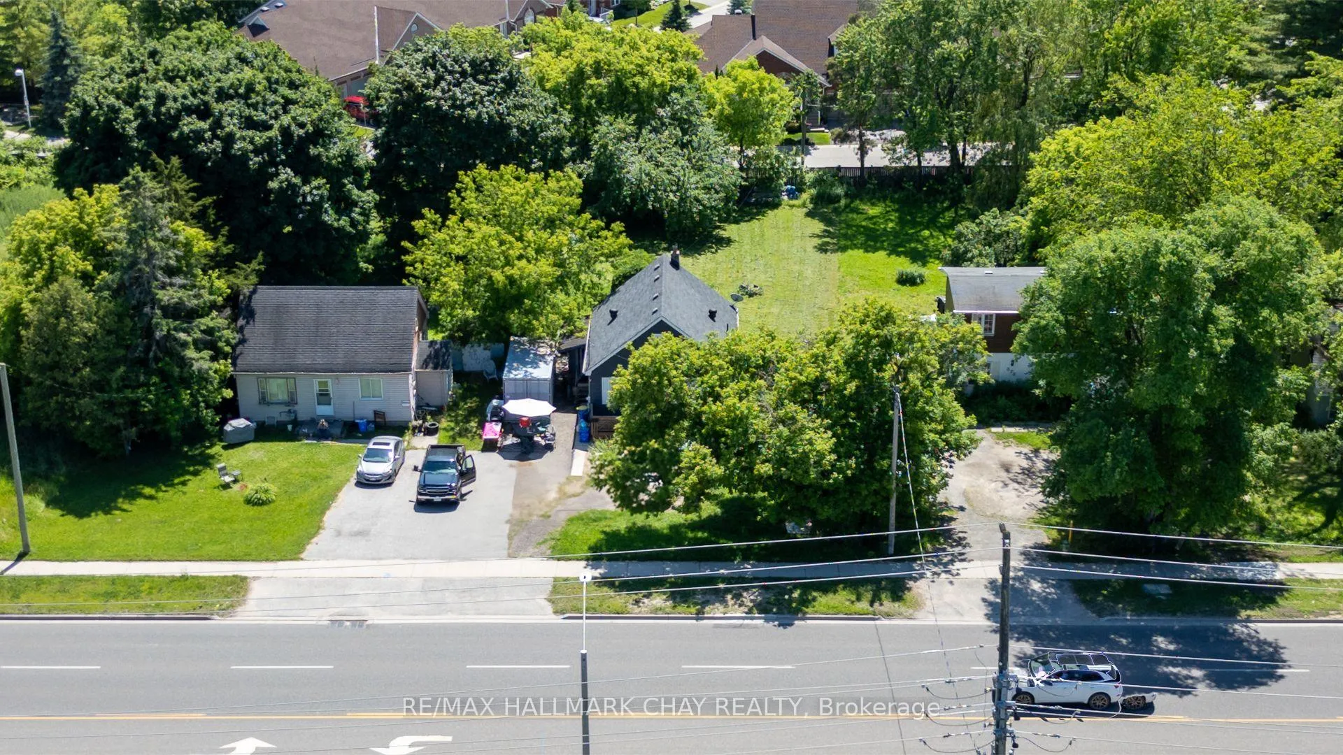 Photo 7 of 374 Yonge Street, Barrie, Painswick North — HOMEH