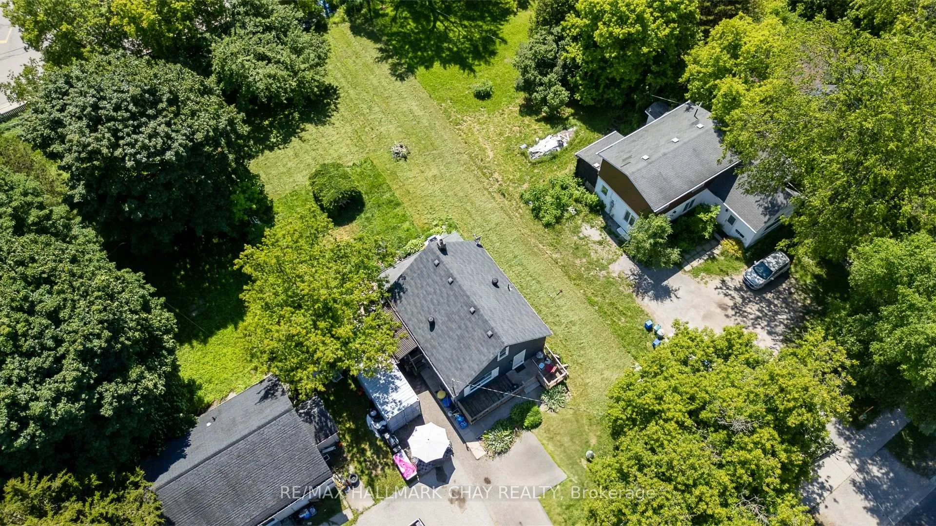 Photo 9 of 374 Yonge Street, Barrie, Painswick North — HOMEH