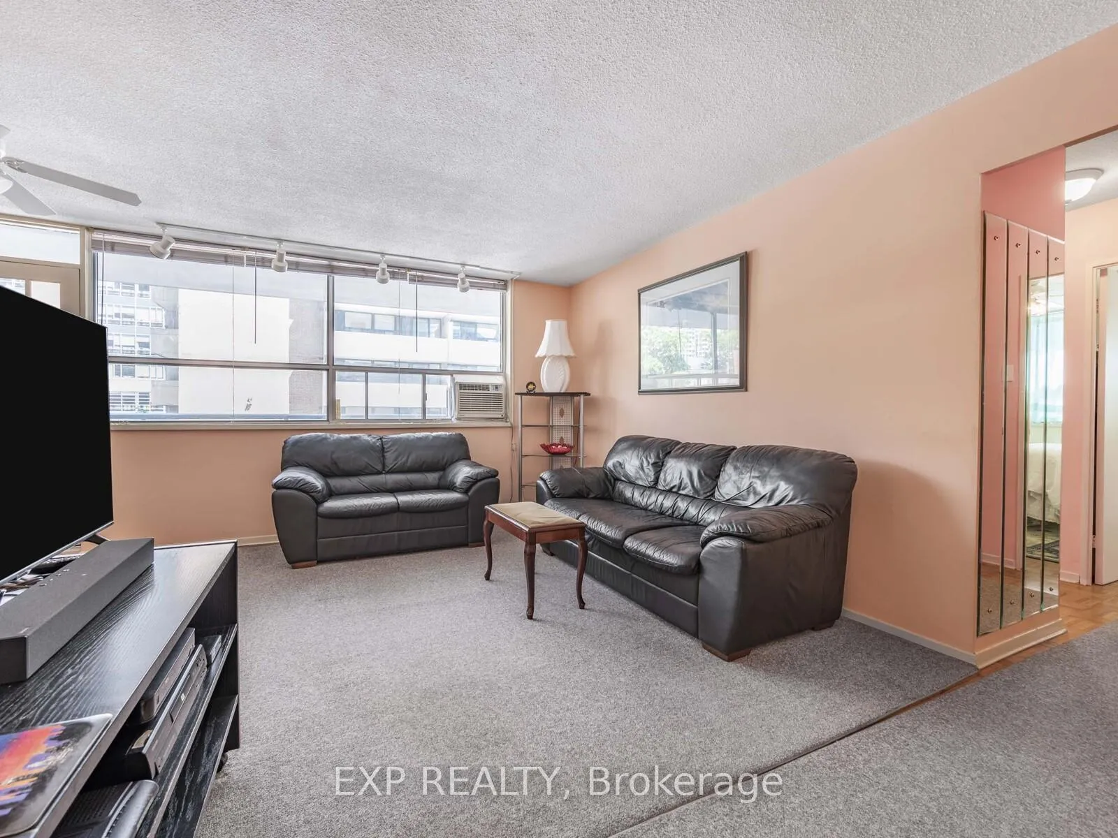 Photo 5 of Unit 311, 30 Gloucester Street, Toronto, Church-Yonge Corridor — HOMEH