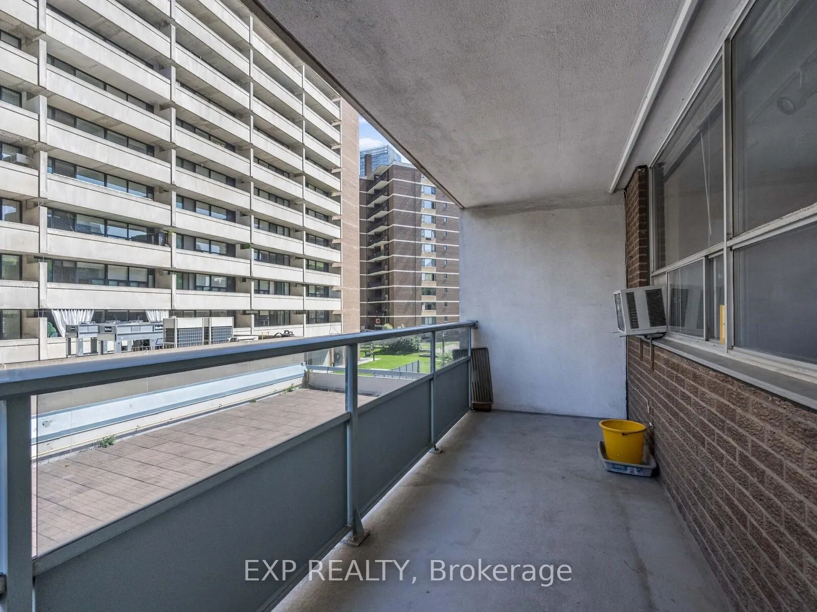 Photo 22 of Unit 311, 30 Gloucester Street, Toronto, Church-Yonge Corridor — HOMEH