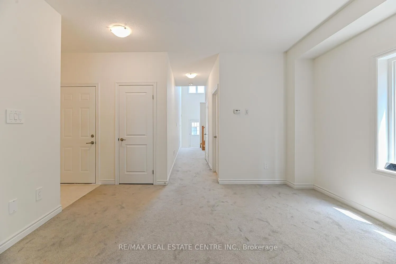 Photo 7 of 8 Stokes Road, Brant, Paris — HOMEH