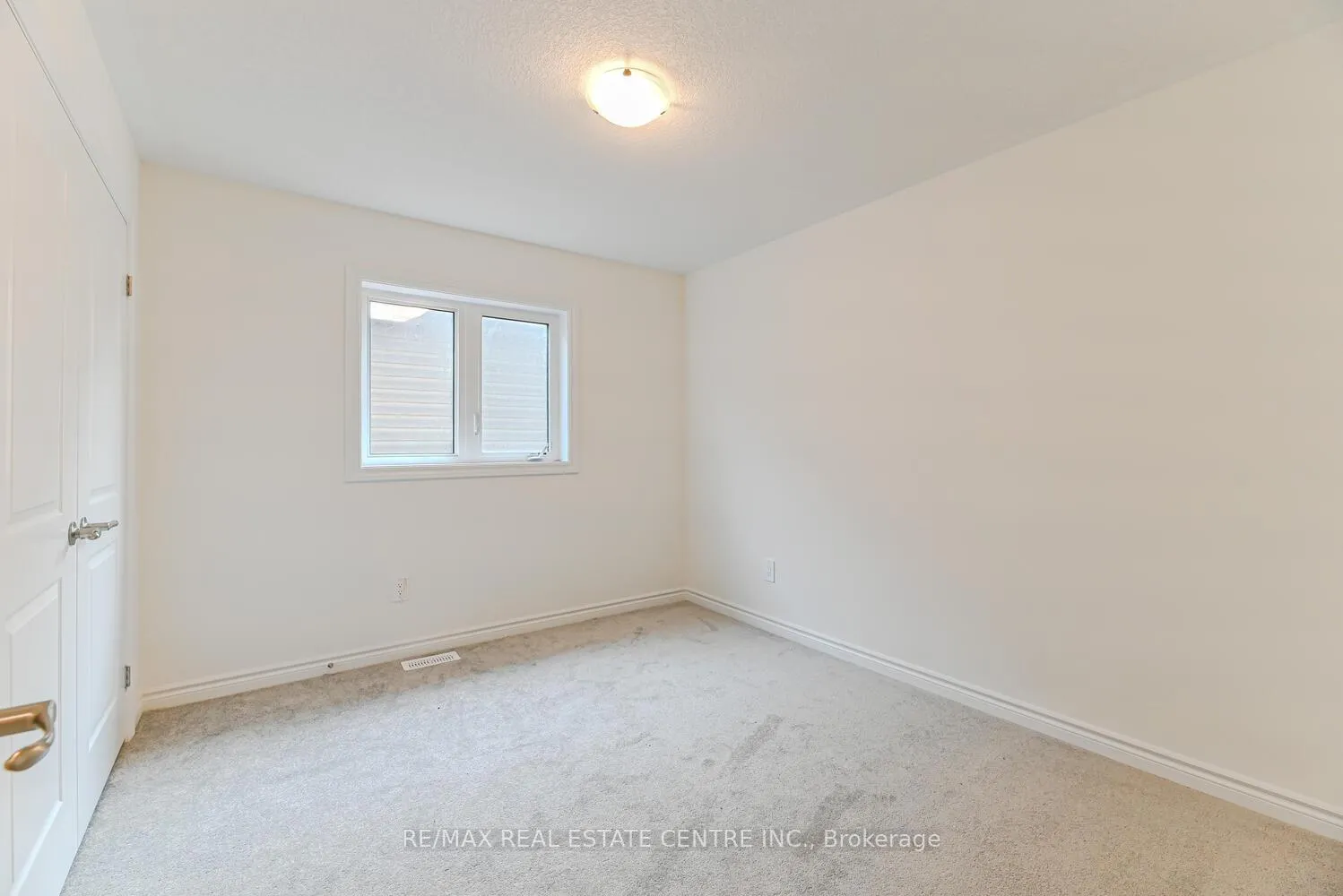 Photo 42 of 8 Stokes Road, Brant, Paris — HOMEH