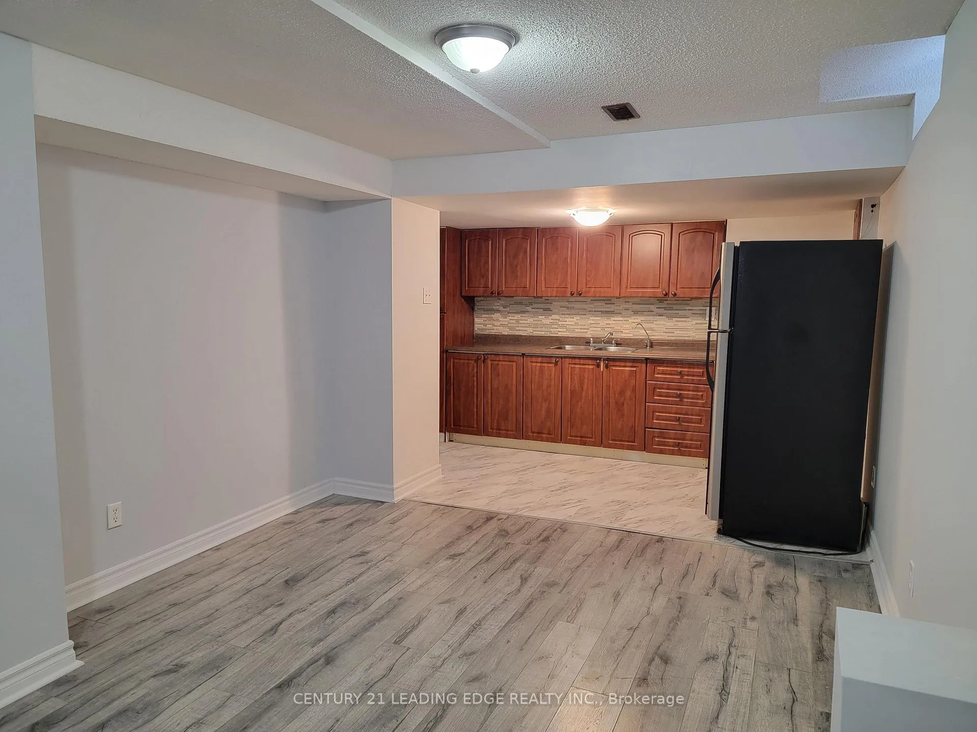 Photo 2 of Unit BSMT, 60 Mary Pearson Drive, Markham, Middlefield — HOMEH