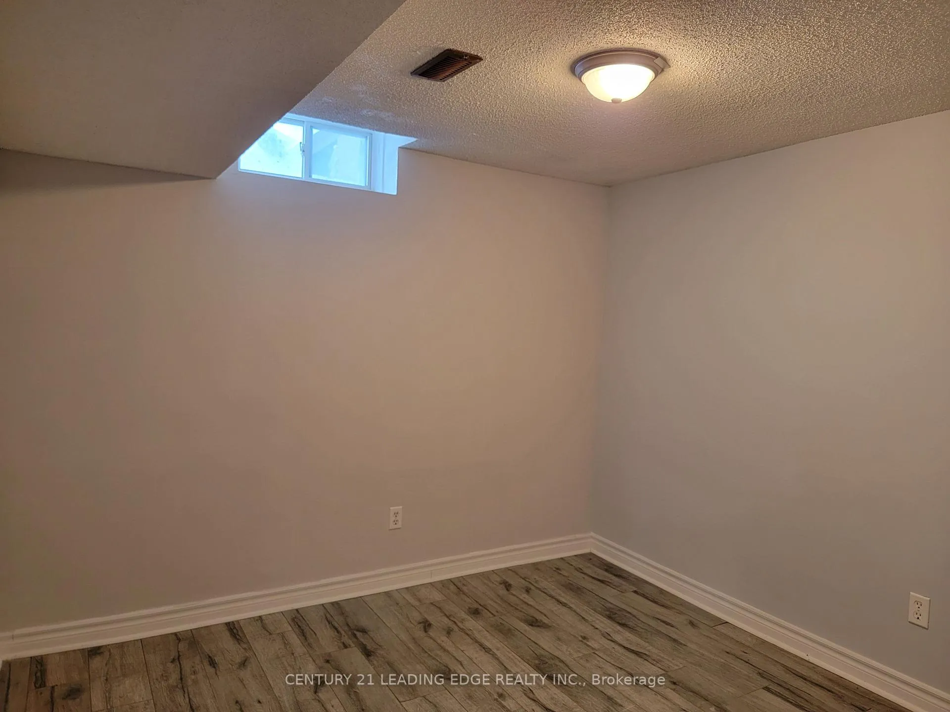 Photo 7 of Unit BSMT, 60 Mary Pearson Drive, Markham, Middlefield — HOMEH