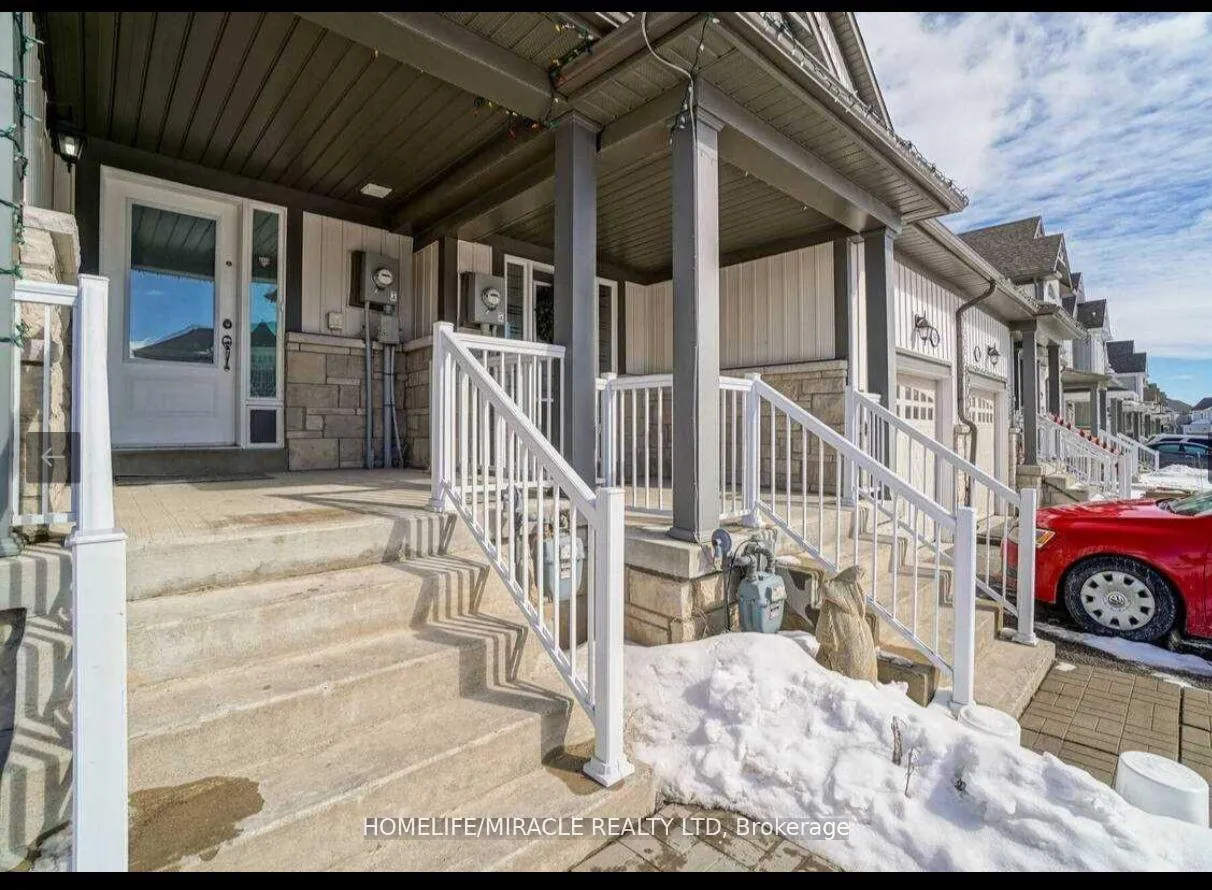 Photo 2 of 788 Cook Crescent, Shelburne — HOMEH