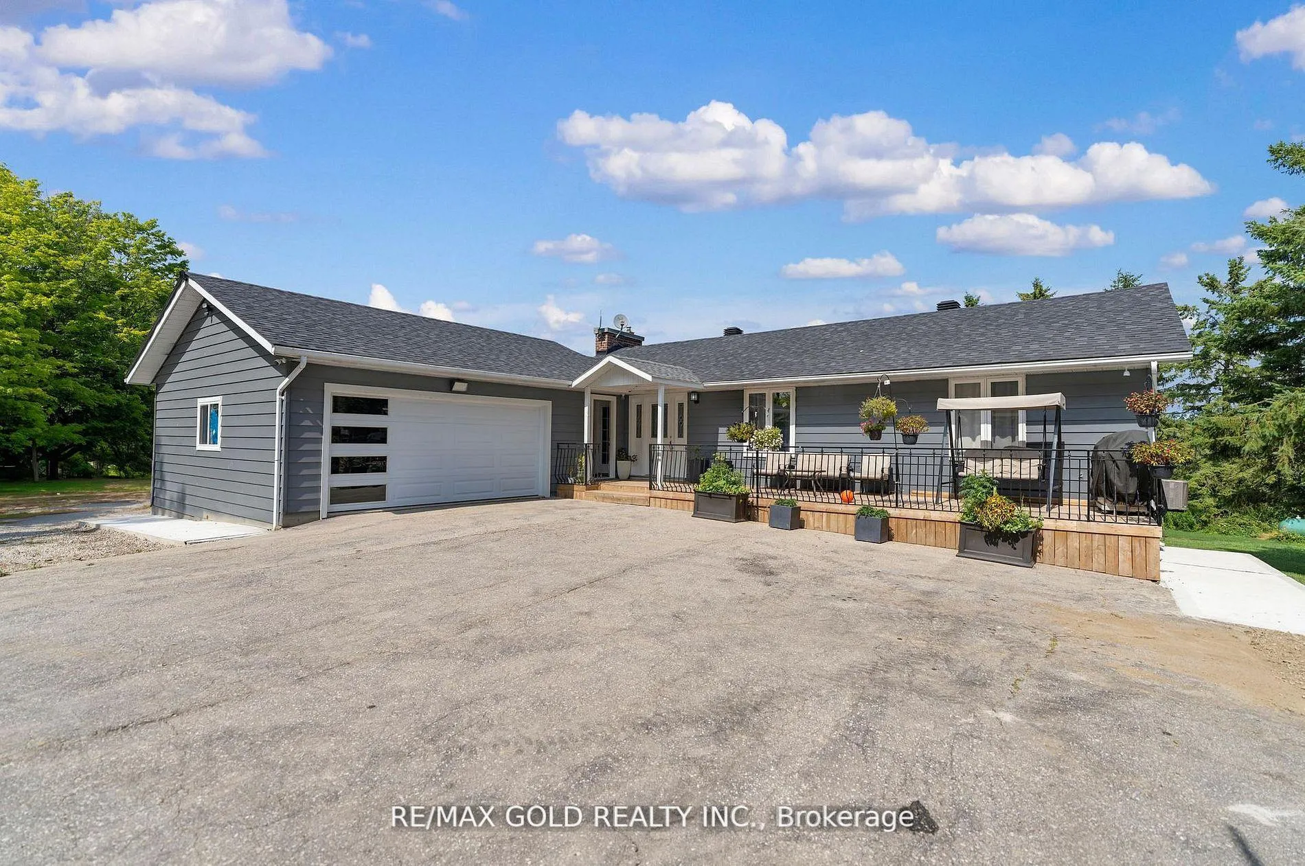 Photo 2 of 6820 16th Side Road, King, Nobleton — HOMEH