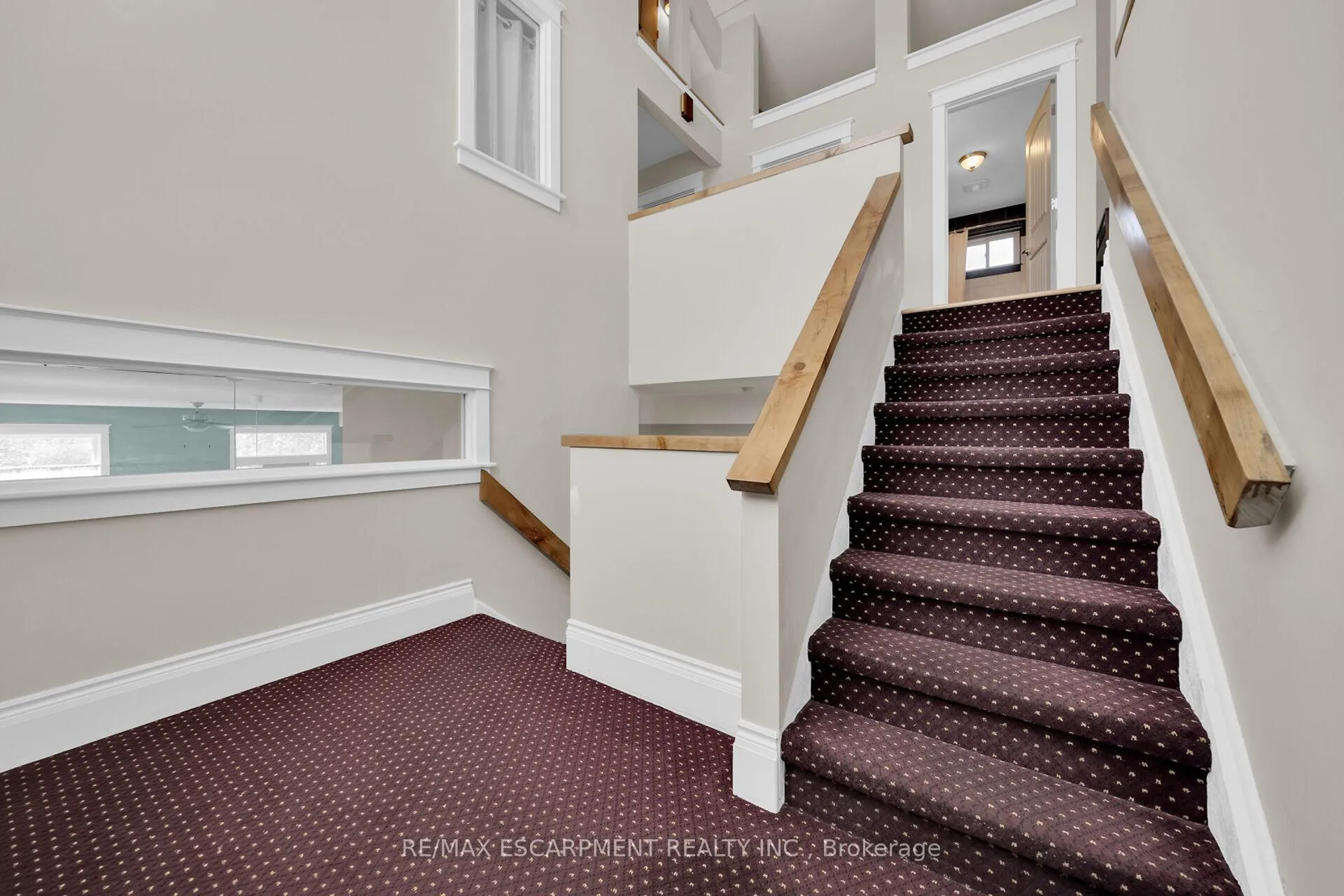 Photo 13 of 550 Beach Boulevard, Hamilton, Hamilton Beach — HOMEH