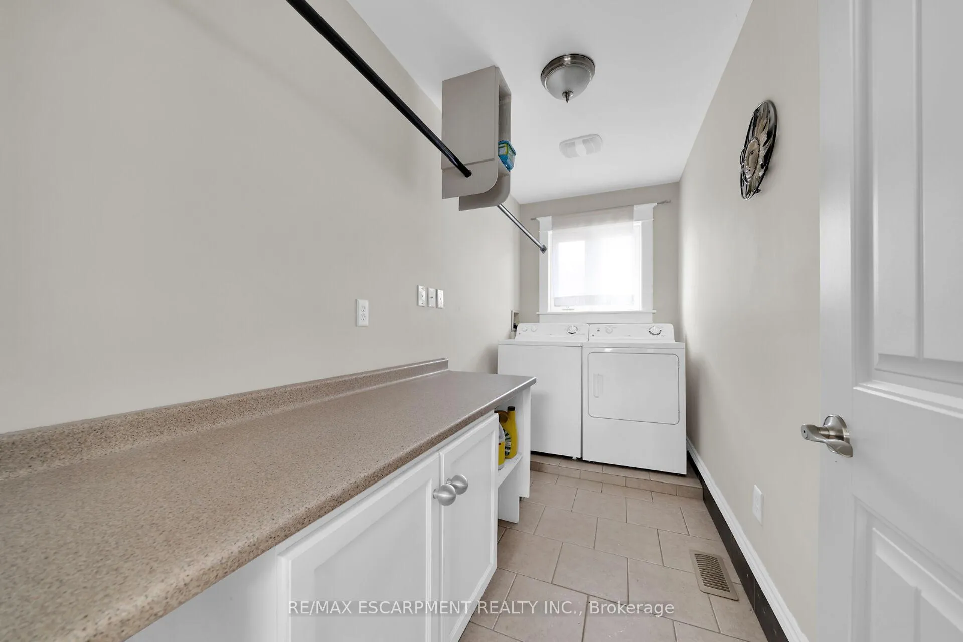 Photo 22 of 550 Beach Boulevard, Hamilton, Hamilton Beach — HOMEH