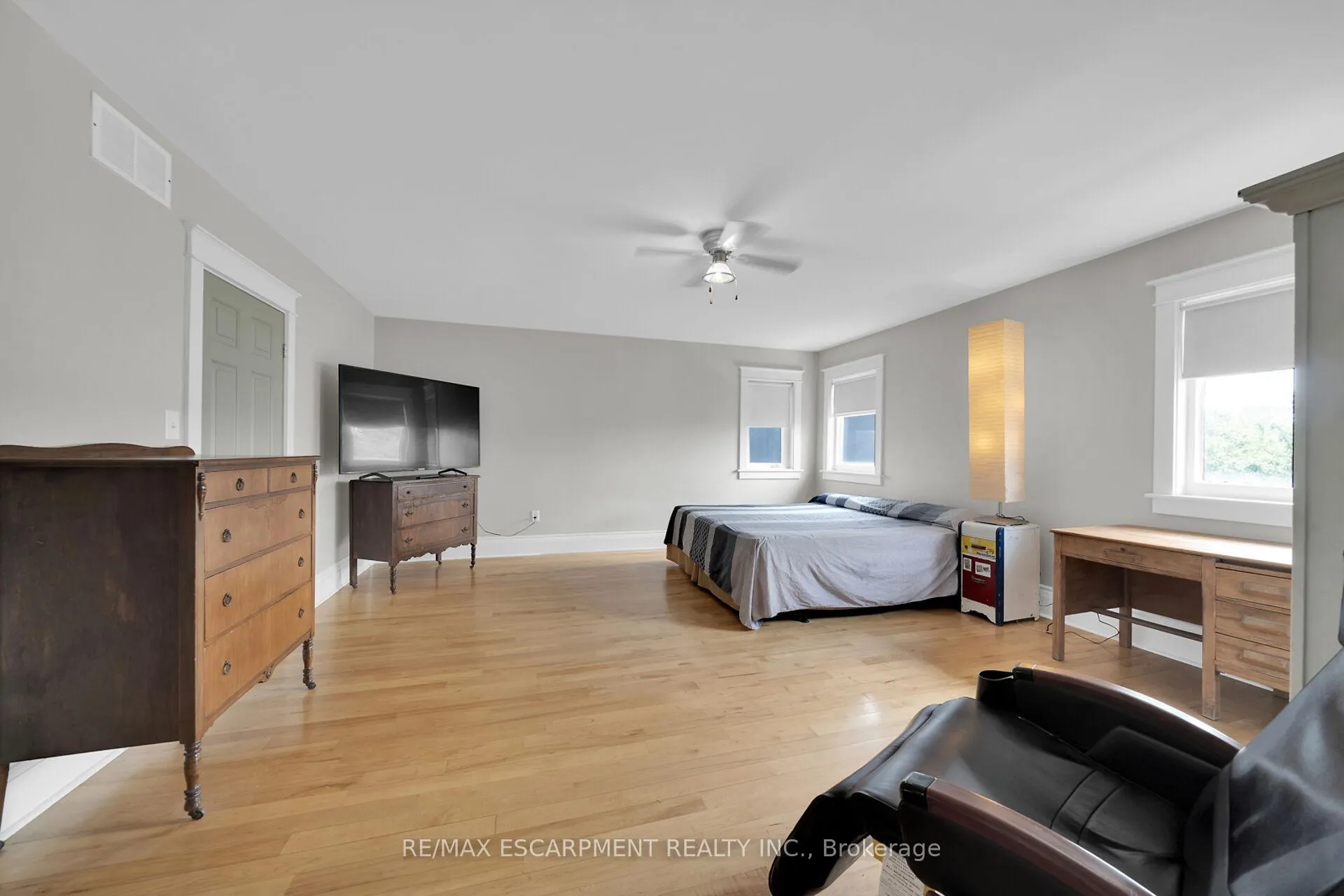 Photo 25 of 550 Beach Boulevard, Hamilton, Hamilton Beach — HOMEH