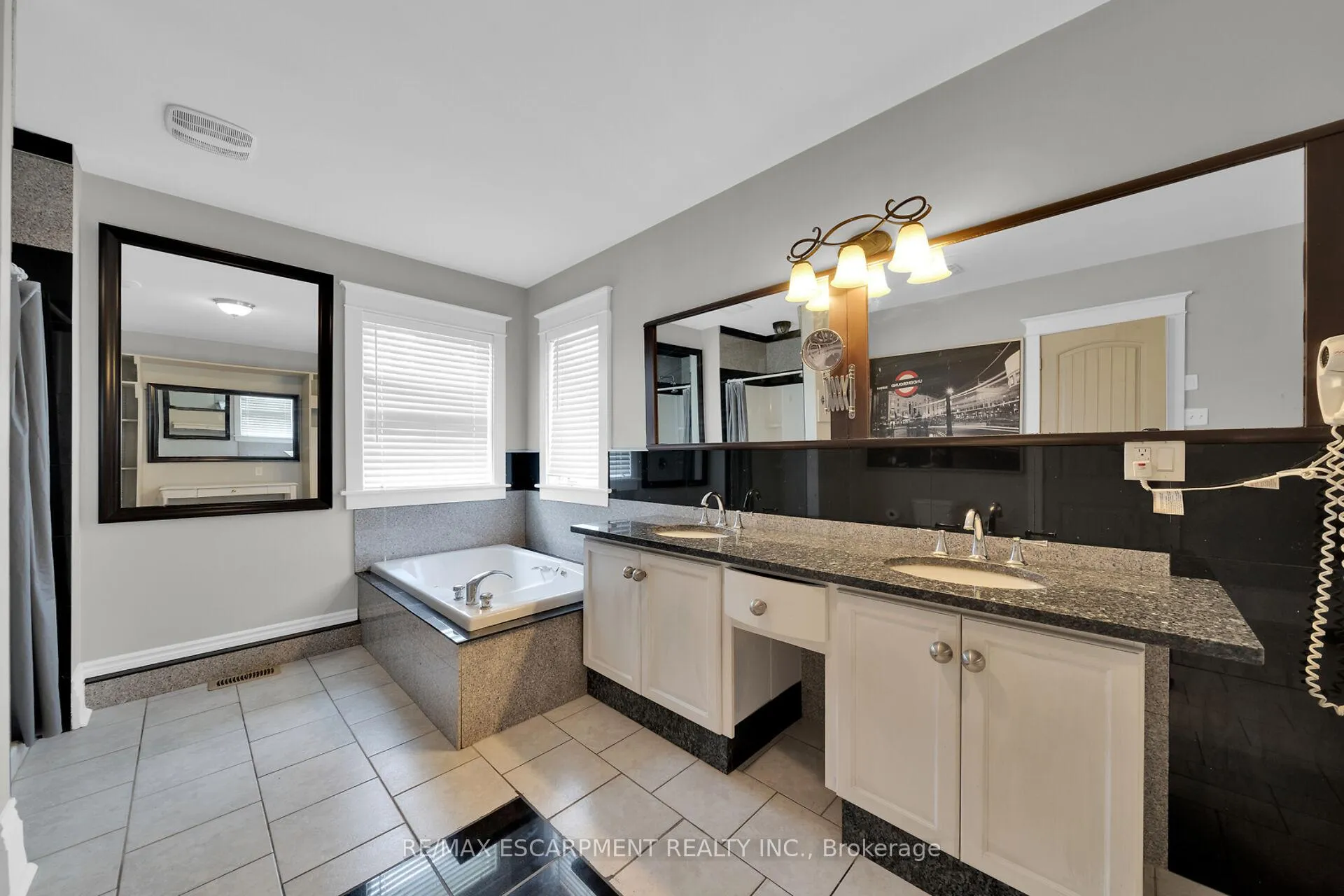 Photo 28 of 550 Beach Boulevard, Hamilton, Hamilton Beach — HOMEH