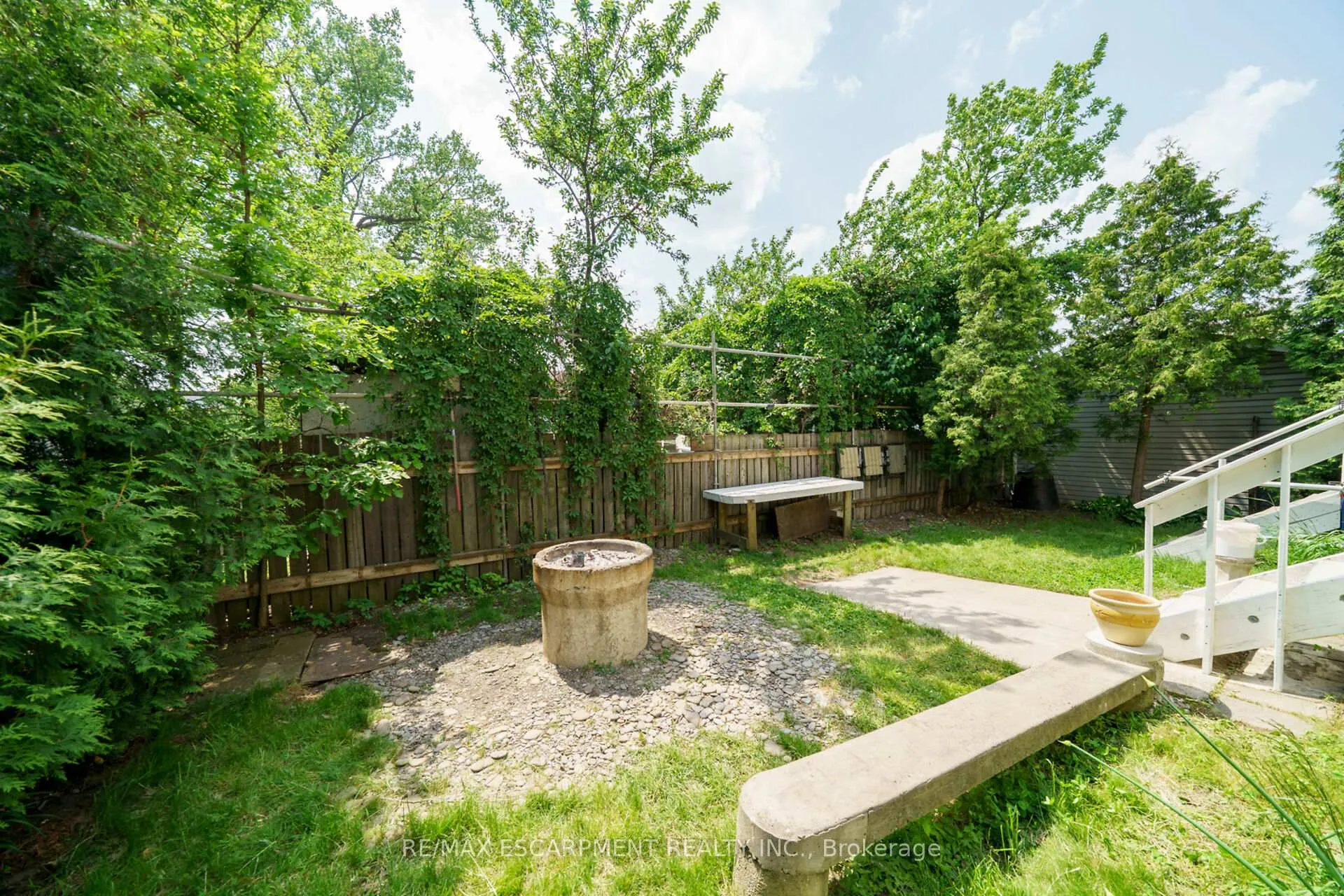Photo 42 of 550 Beach Boulevard, Hamilton, Hamilton Beach — HOMEH