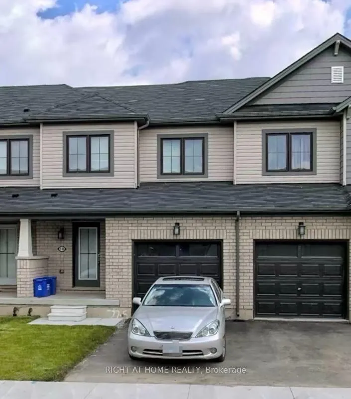 Photo 2 of 10 Bradshaw Drive, Hamilton, Stoney Creek Mountain — HOMEH
