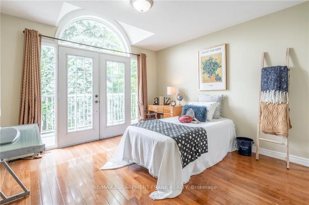 Photo 29 of 718 Rymal Road E, Hamilton, Broughton — HOMEH