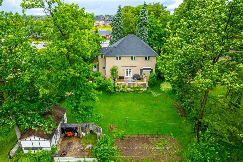 Photo 39 of 718 Rymal Road E, Hamilton, Broughton — HOMEH