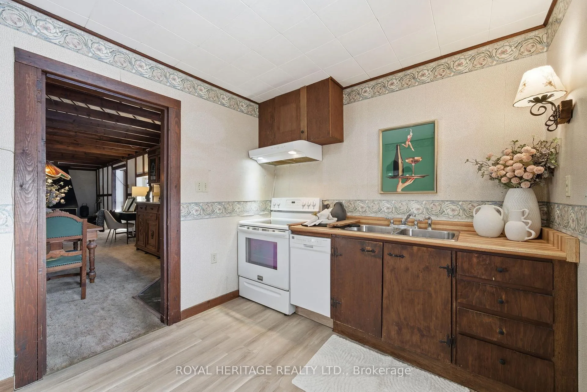 Photo 10 of 1385 Raglan Road E, Oshawa, Rural Oshawa — HOMEH