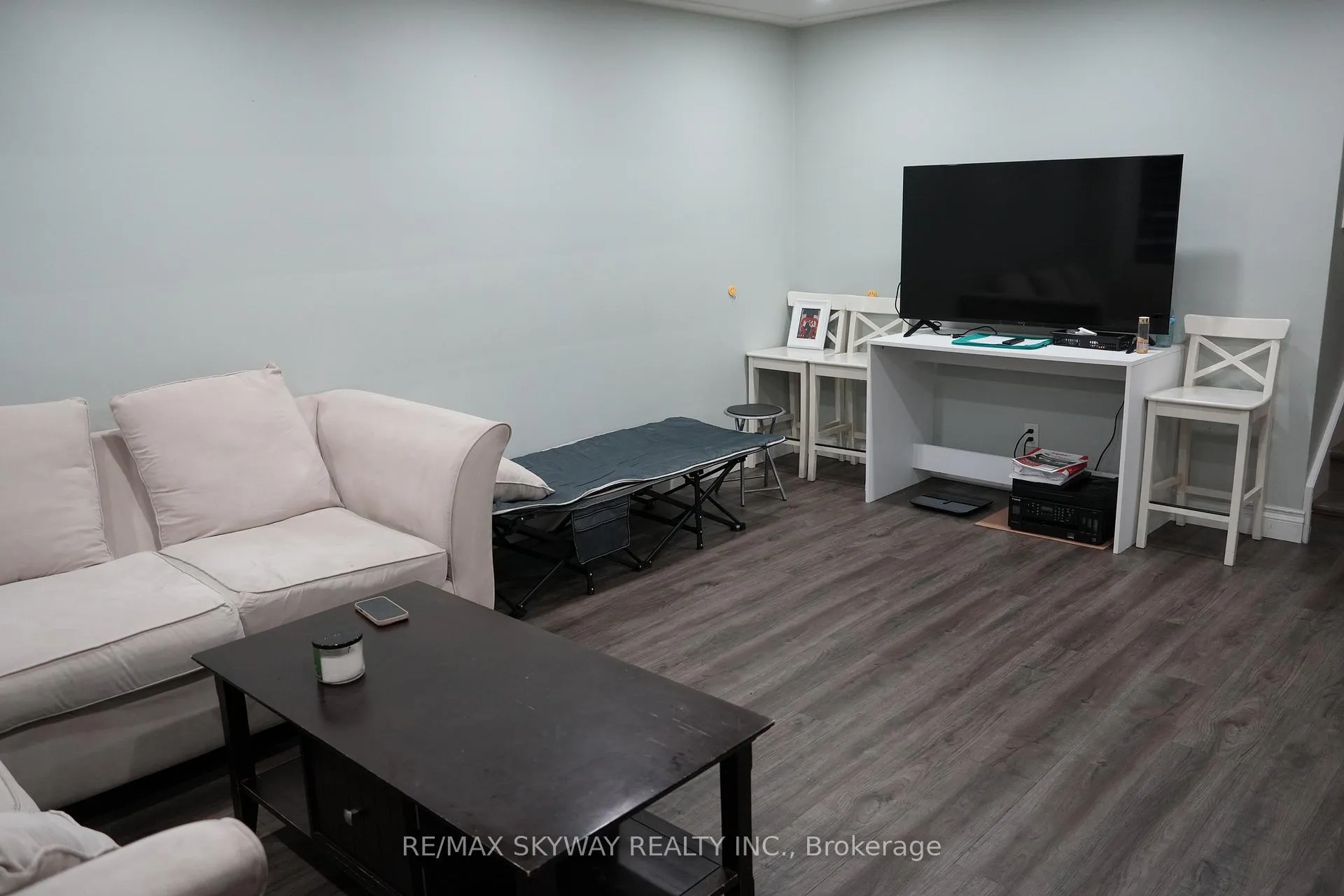 Photo 2 of 34 Appalachian Crescent, Kitchener — HOMEH