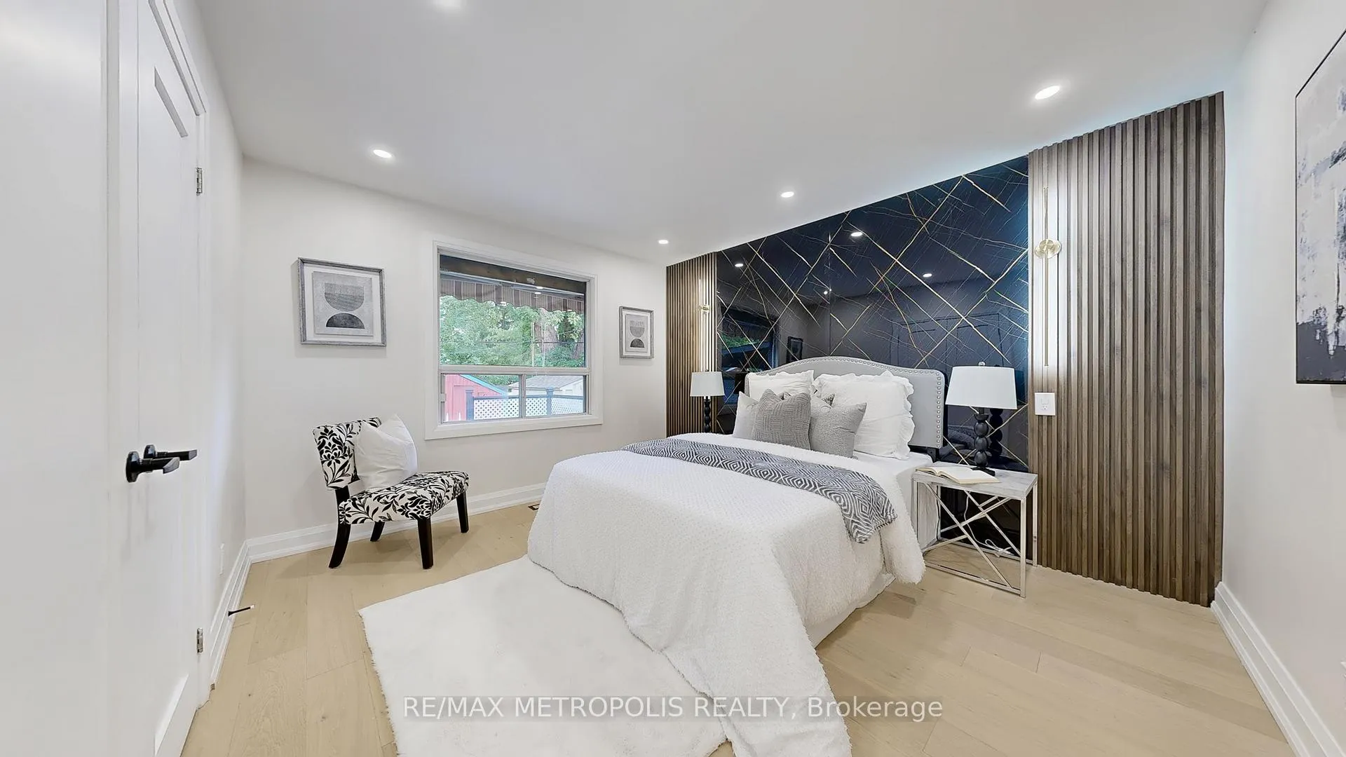 Photo 16 of 81 Sedgemount Drive, Scarborough, Woburn — HOMEH