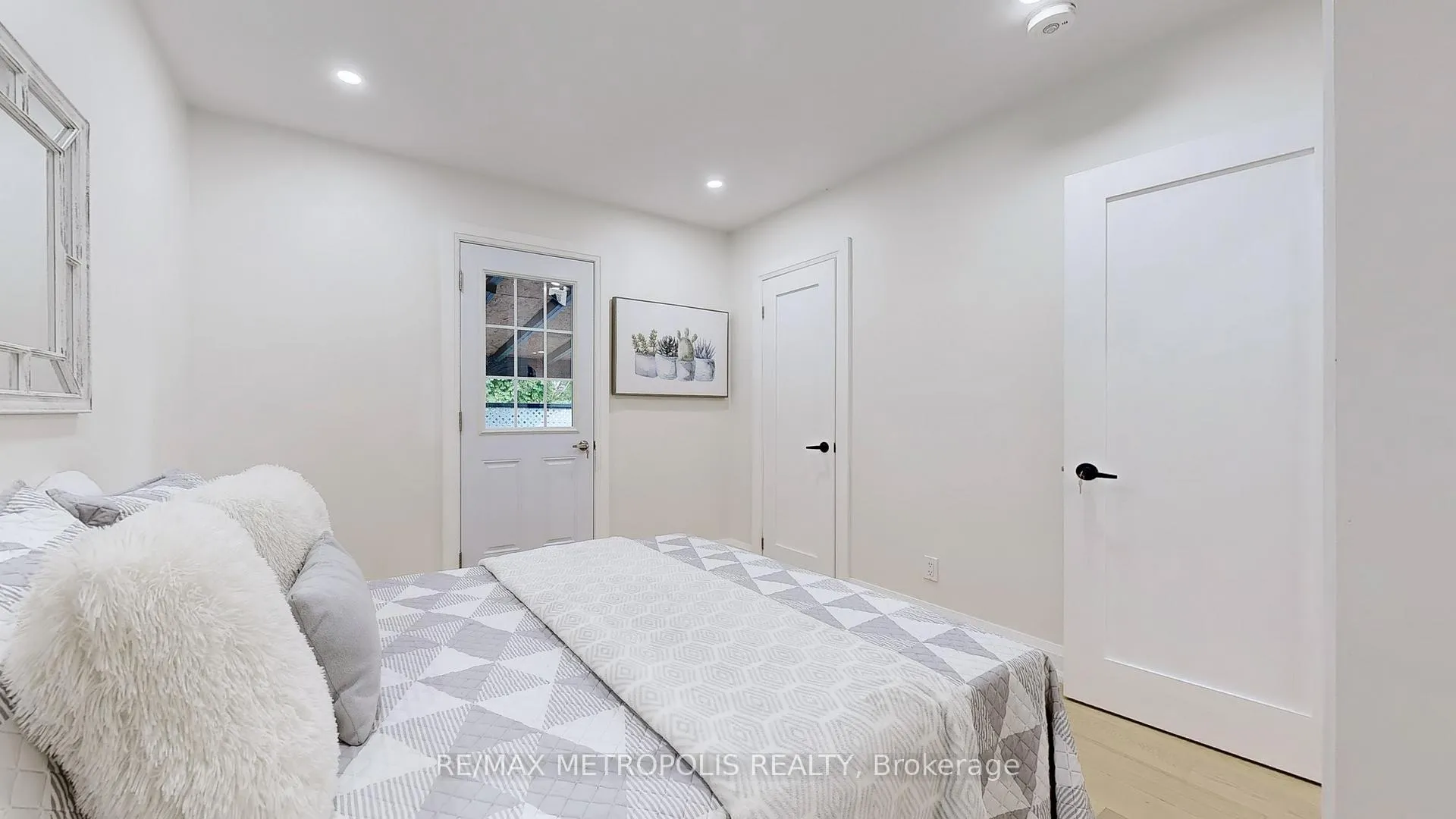Photo 22 of 81 Sedgemount Drive, Scarborough, Woburn — HOMEH