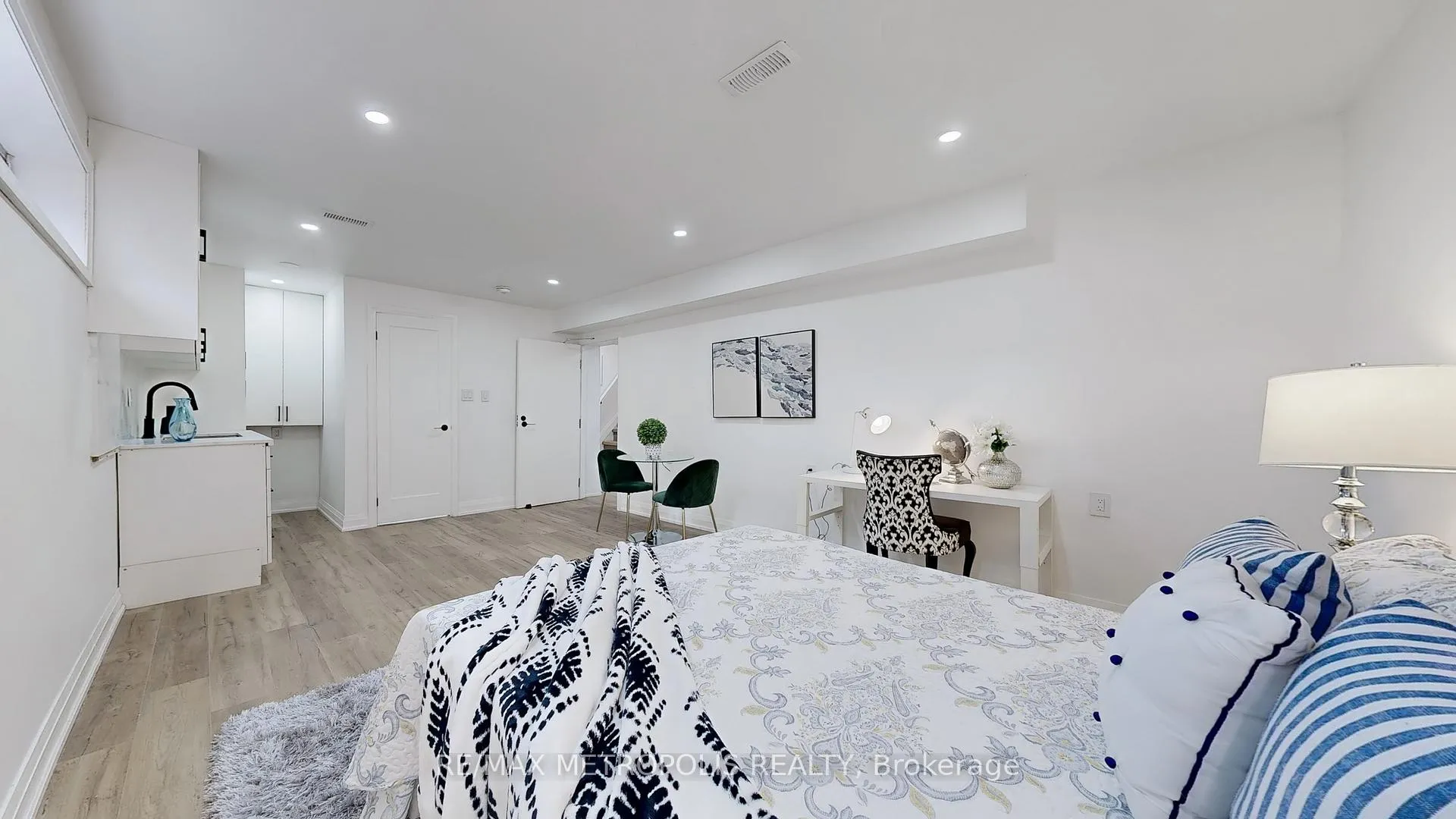 Photo 36 of 81 Sedgemount Drive, Scarborough, Woburn — HOMEH