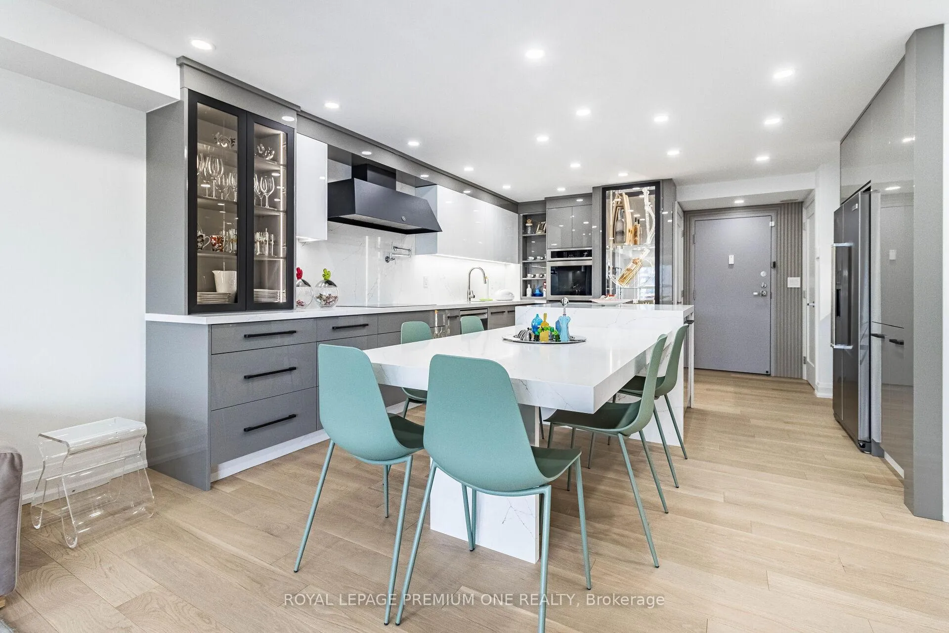 Photo 25 of Unit 207, 100 Arbors Lane, Vaughan, West Woodbridge — HOMEH