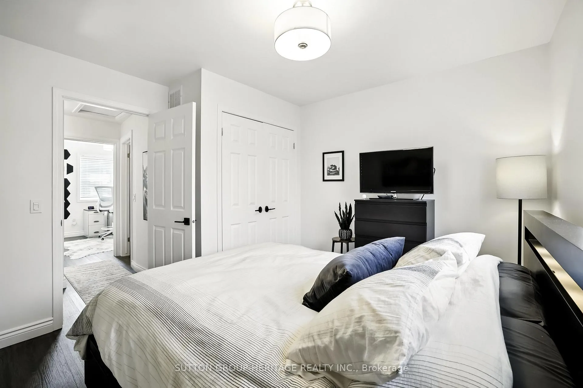 Photo 10 of 152 Olive Avenue, Oshawa, Central — HOMEH