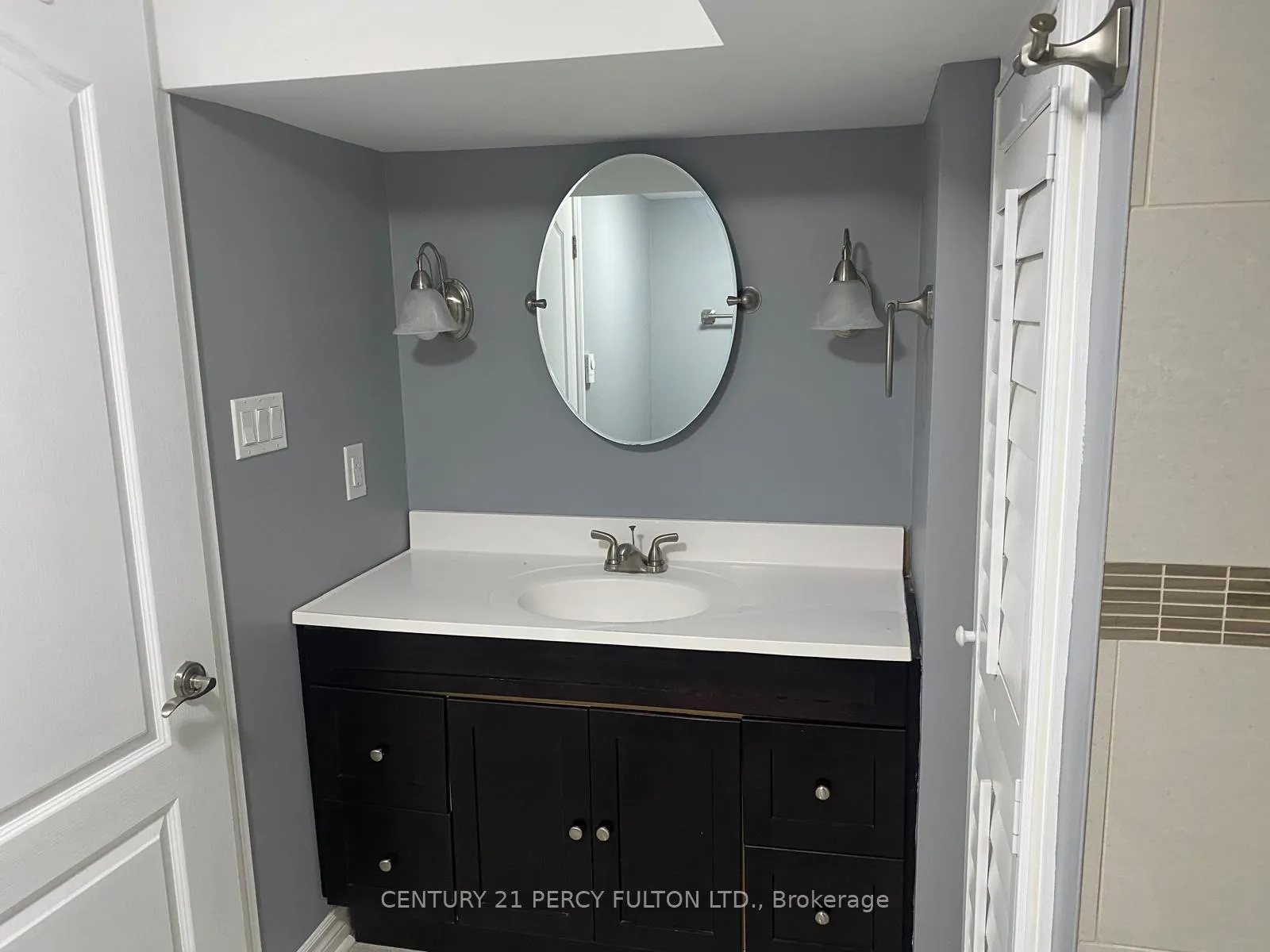 Photo 12 of 49 Game Creek Crescent N, Brampton, Northwest Sandalwood Parkway — HOMEH