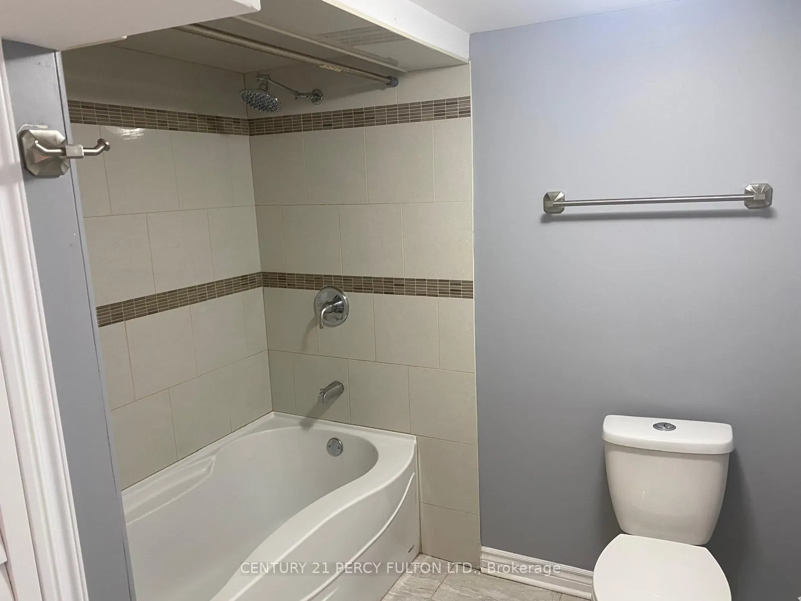 Photo 13 of 49 Game Creek Crescent N, Brampton, Northwest Sandalwood Parkway — HOMEH