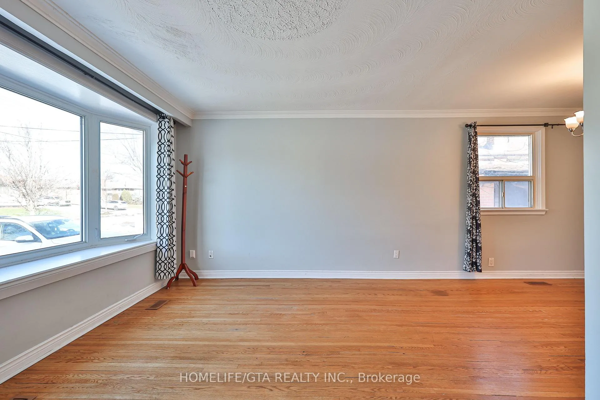 Photo 27 of 79 Mountland Drive, Scarborough, Woburn — HOMEH