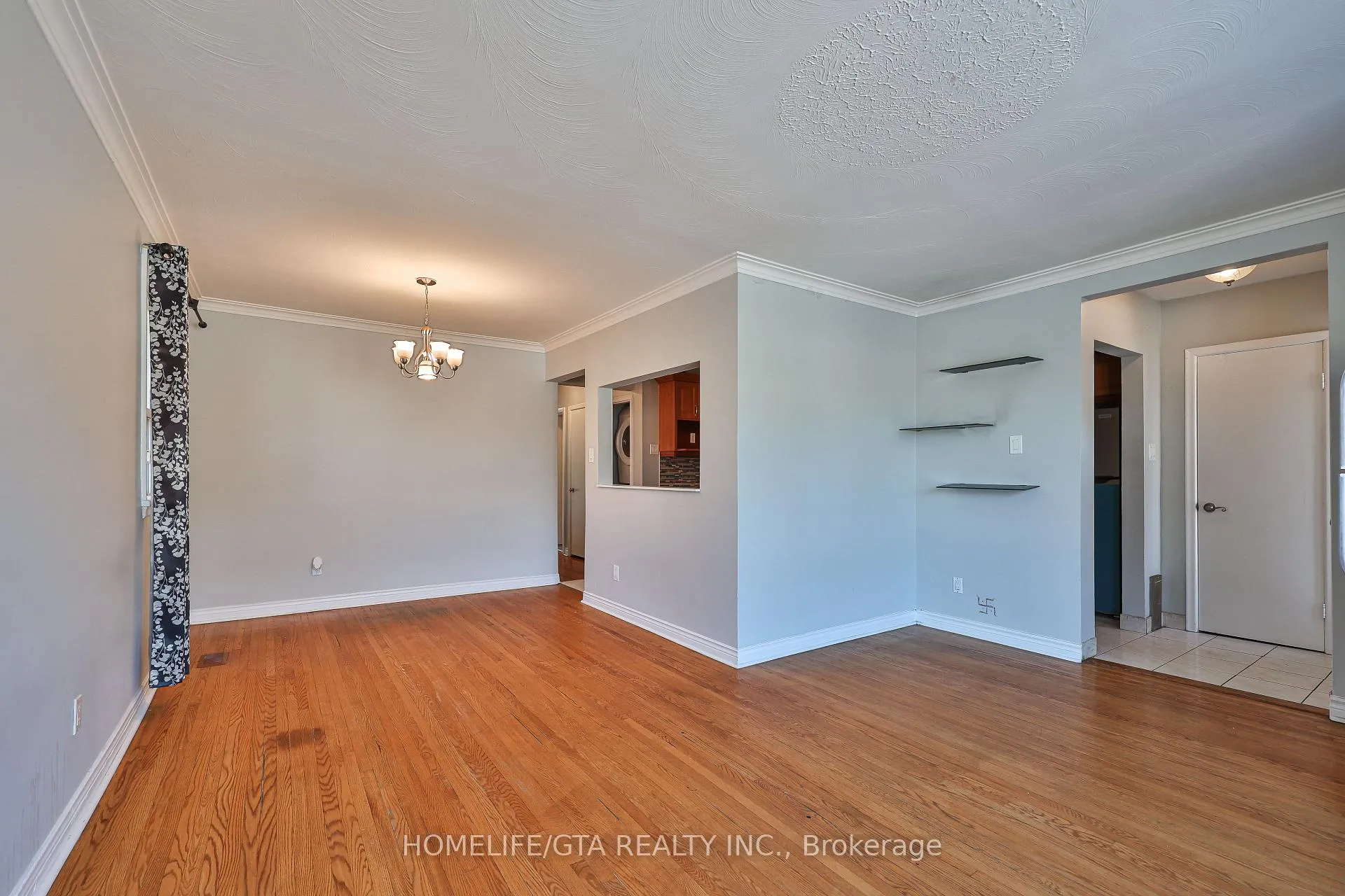 Photo 41 of 79 Mountland Drive, Scarborough, Woburn — HOMEH