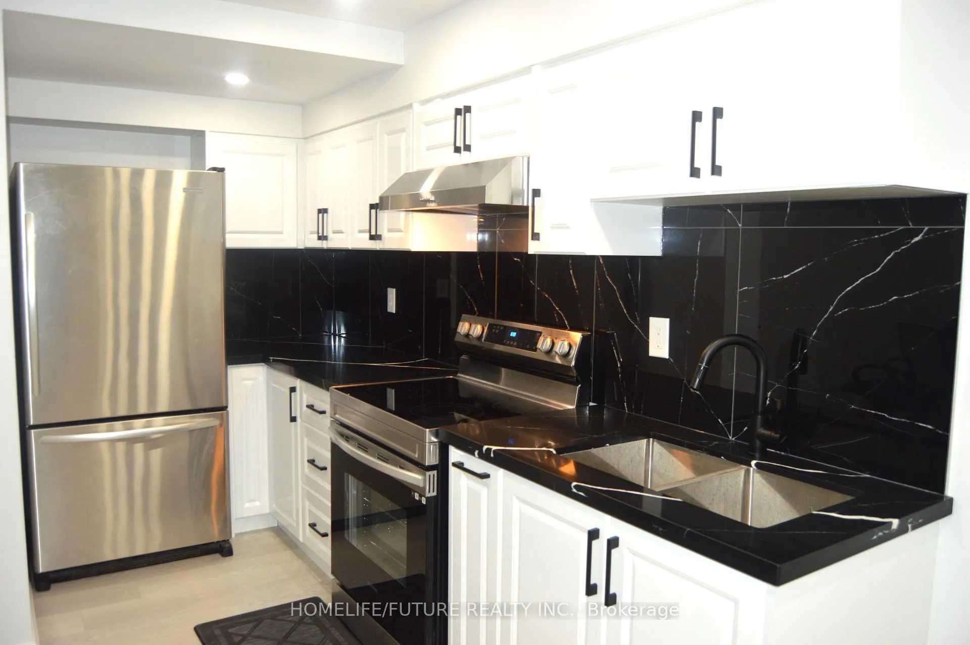 Photo 3 of Unit Bsmt, 10 Rizal Avenue, Markham, Box Grove — HOMEH