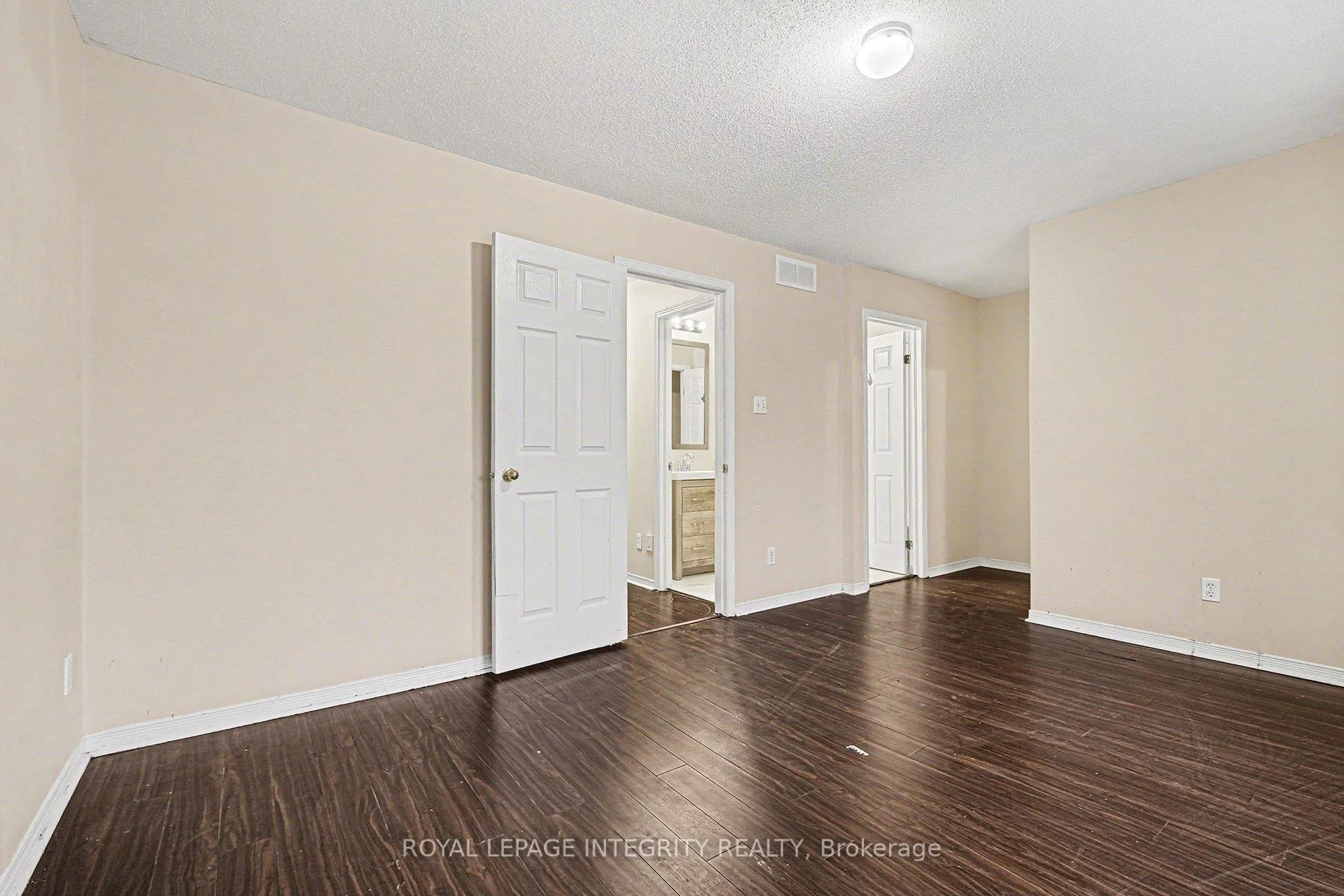 Photo 11 of 206 Beatrice Drive, Ottawa, Barrhaven - Longfields — HOMEH