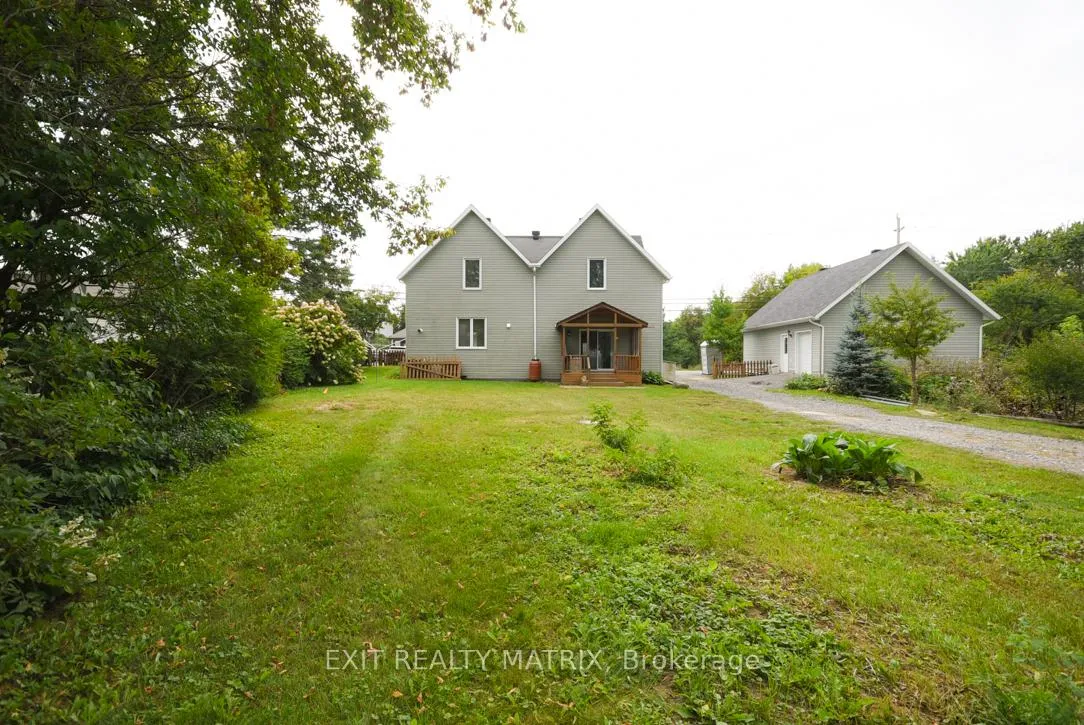 Photo 3 of Unit Unit 2, 1429 Meadow Drive, Ottawa, Greely — HOMEH