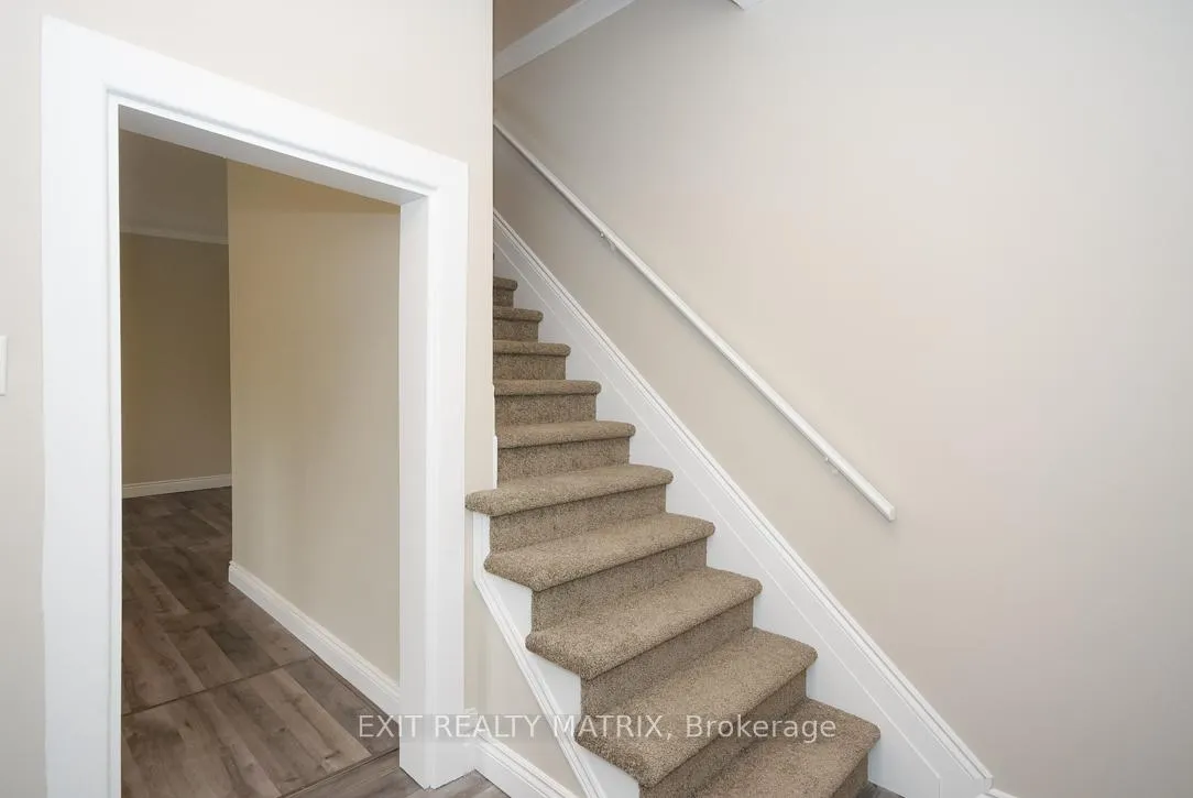 Photo 8 of Unit Unit 2, 1429 Meadow Drive, Ottawa, Greely — HOMEH