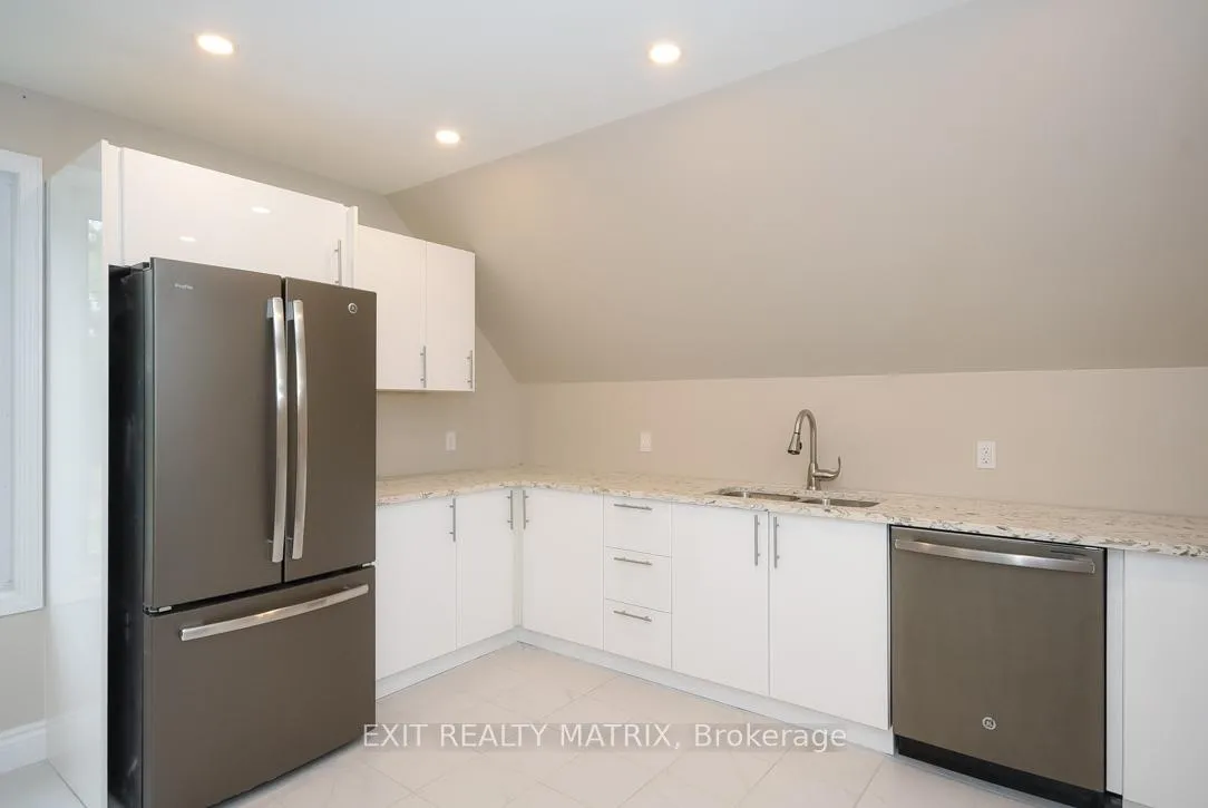 Photo 13 of Unit Unit 2, 1429 Meadow Drive, Ottawa, Greely — HOMEH