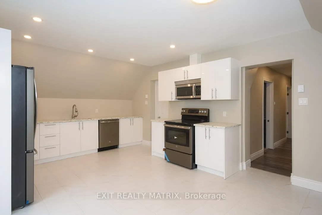 Photo 14 of Unit Unit 2, 1429 Meadow Drive, Ottawa, Greely — HOMEH