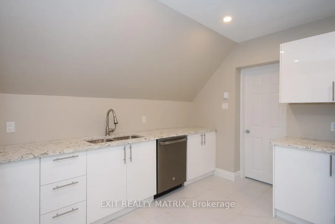 Photo 15 of Unit Unit 2, 1429 Meadow Drive, Ottawa, Greely — HOMEH