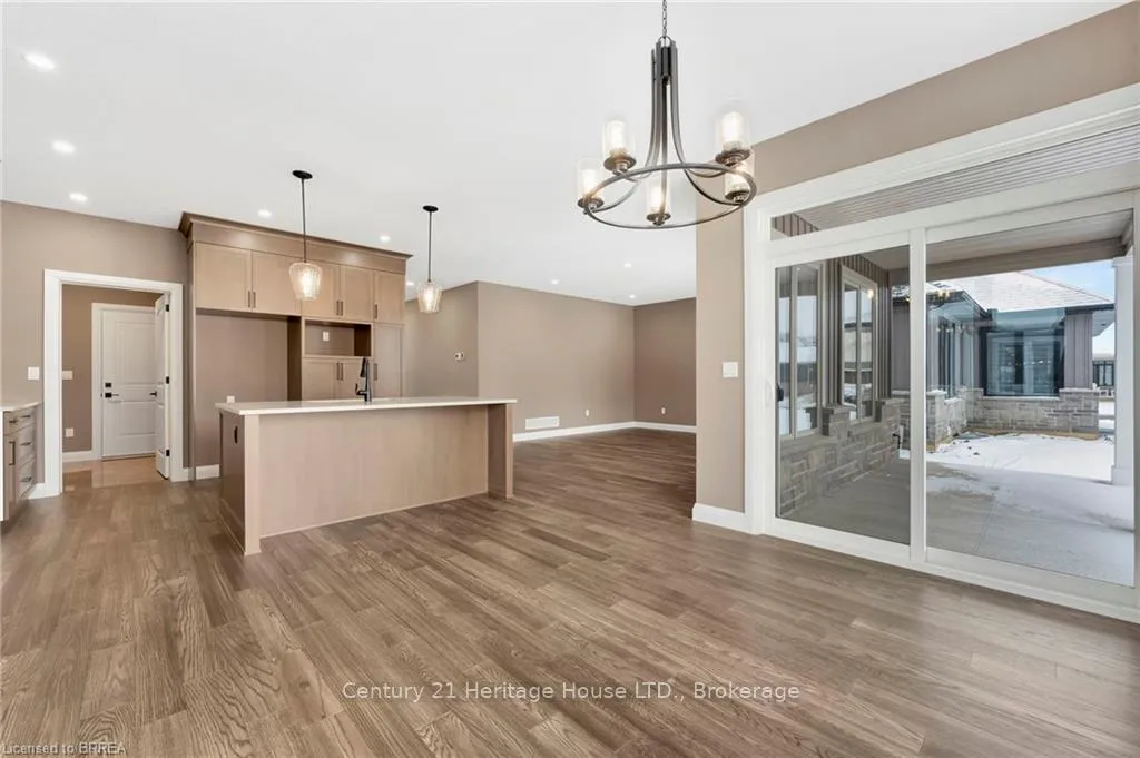 Photo 8 of Unit 19, 68 Cedar Street, Brant, Paris — HOMEH