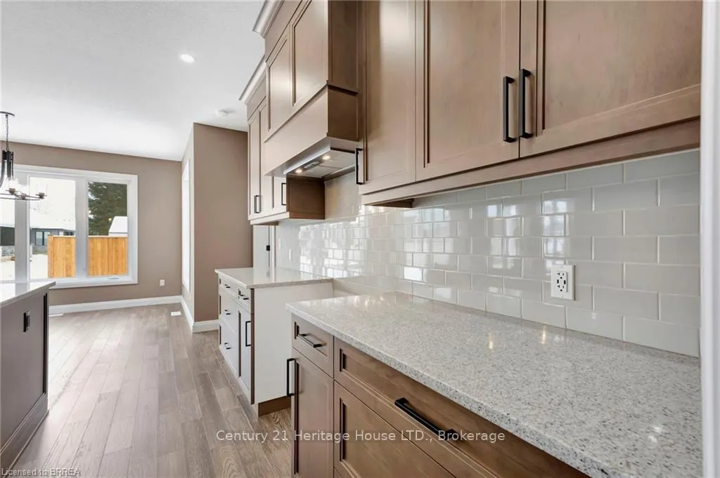 Photo 11 of Unit 19, 68 Cedar Street, Brant, Paris — HOMEH
