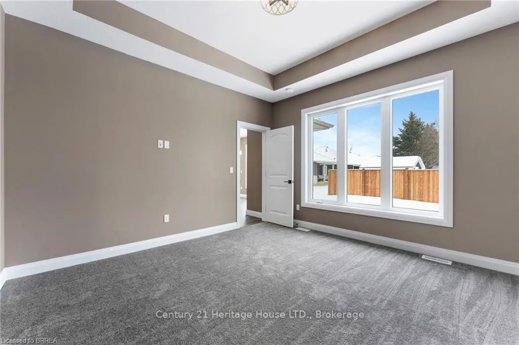 Photo 13 of Unit 19, 68 Cedar Street, Brant, Paris — HOMEH