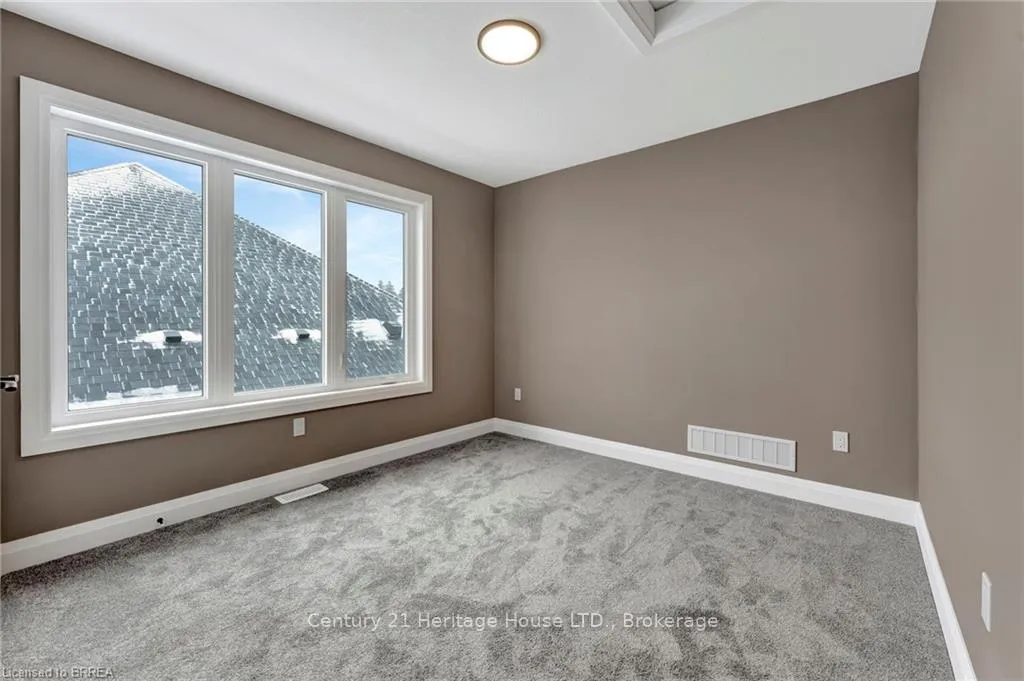 Photo 16 of Unit 19, 68 Cedar Street, Brant, Paris — HOMEH