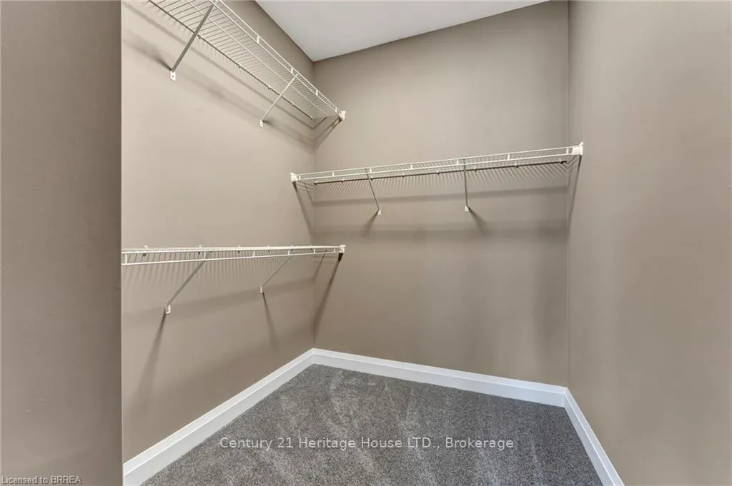 Photo 22 of Unit 19, 68 Cedar Street, Brant, Paris — HOMEH