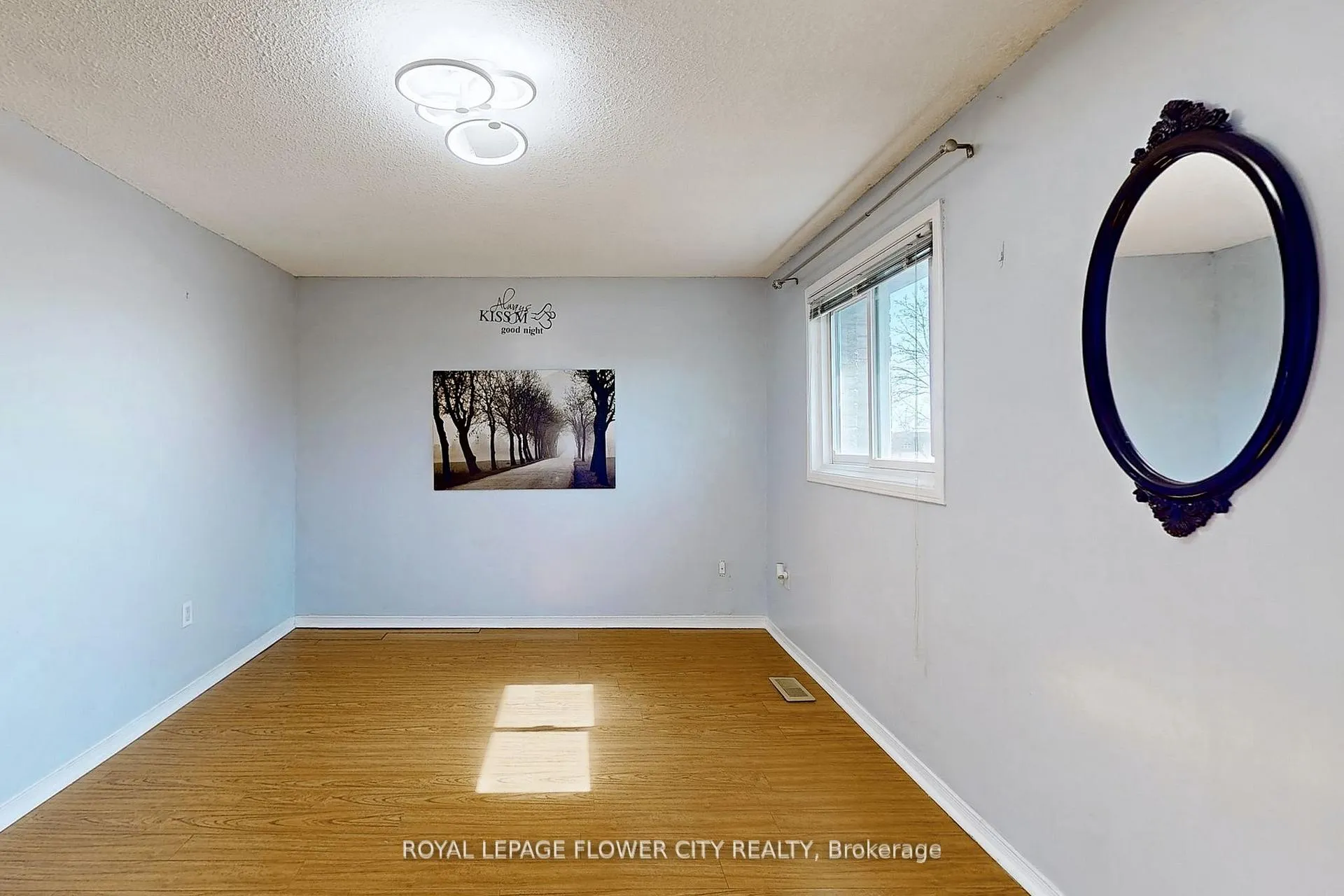 Photo 15 of Unit 43, 1155 Paramount Drive, Hamilton, Stoney Creek — HOMEH