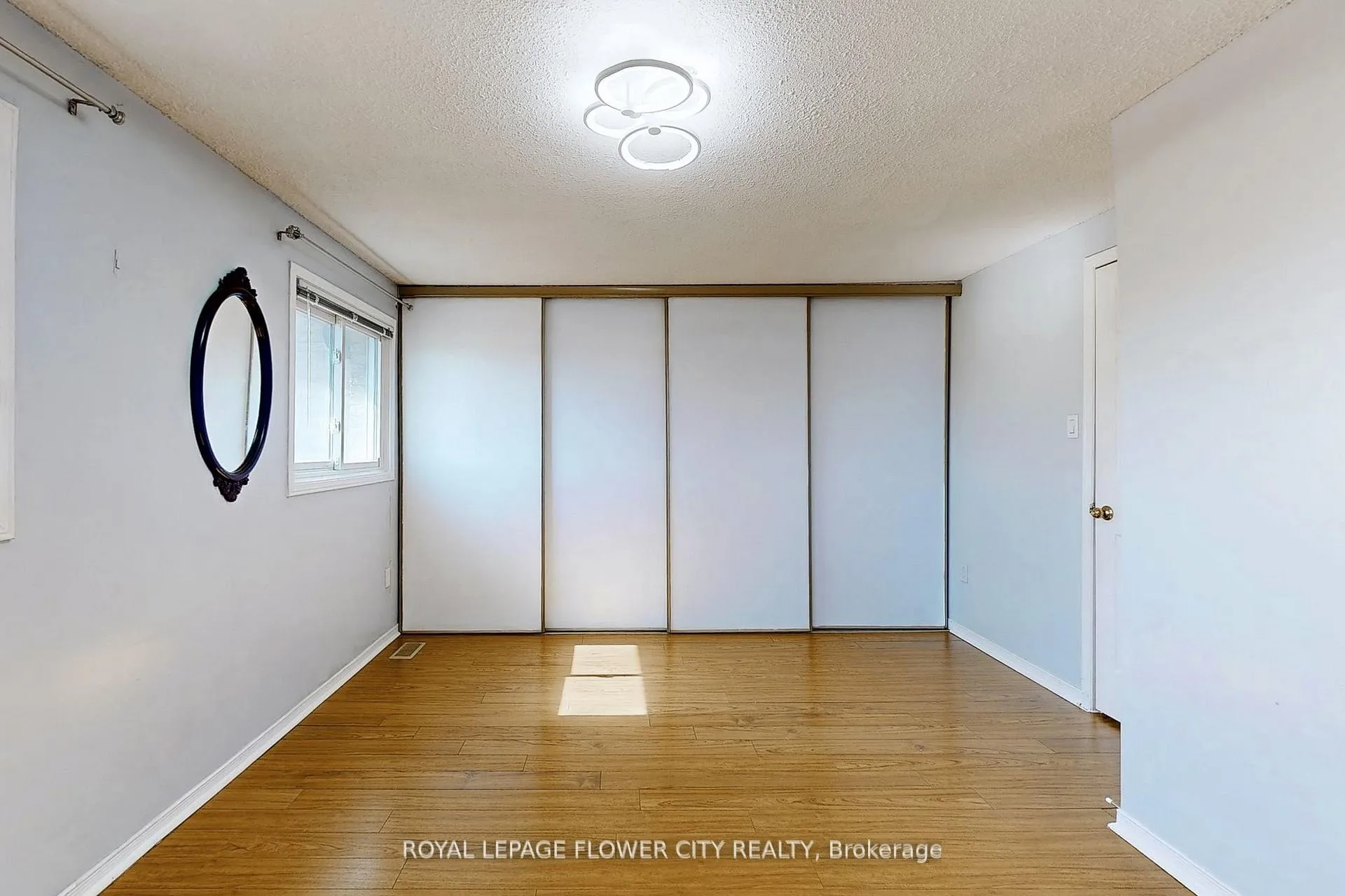 Photo 16 of Unit 43, 1155 Paramount Drive, Hamilton, Stoney Creek — HOMEH