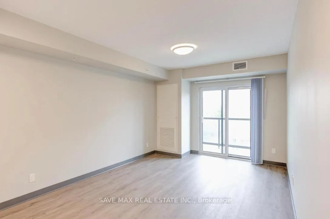 Photo 9 of Unit 709, 595 Strasburg Road, Kitchener — HOMEH