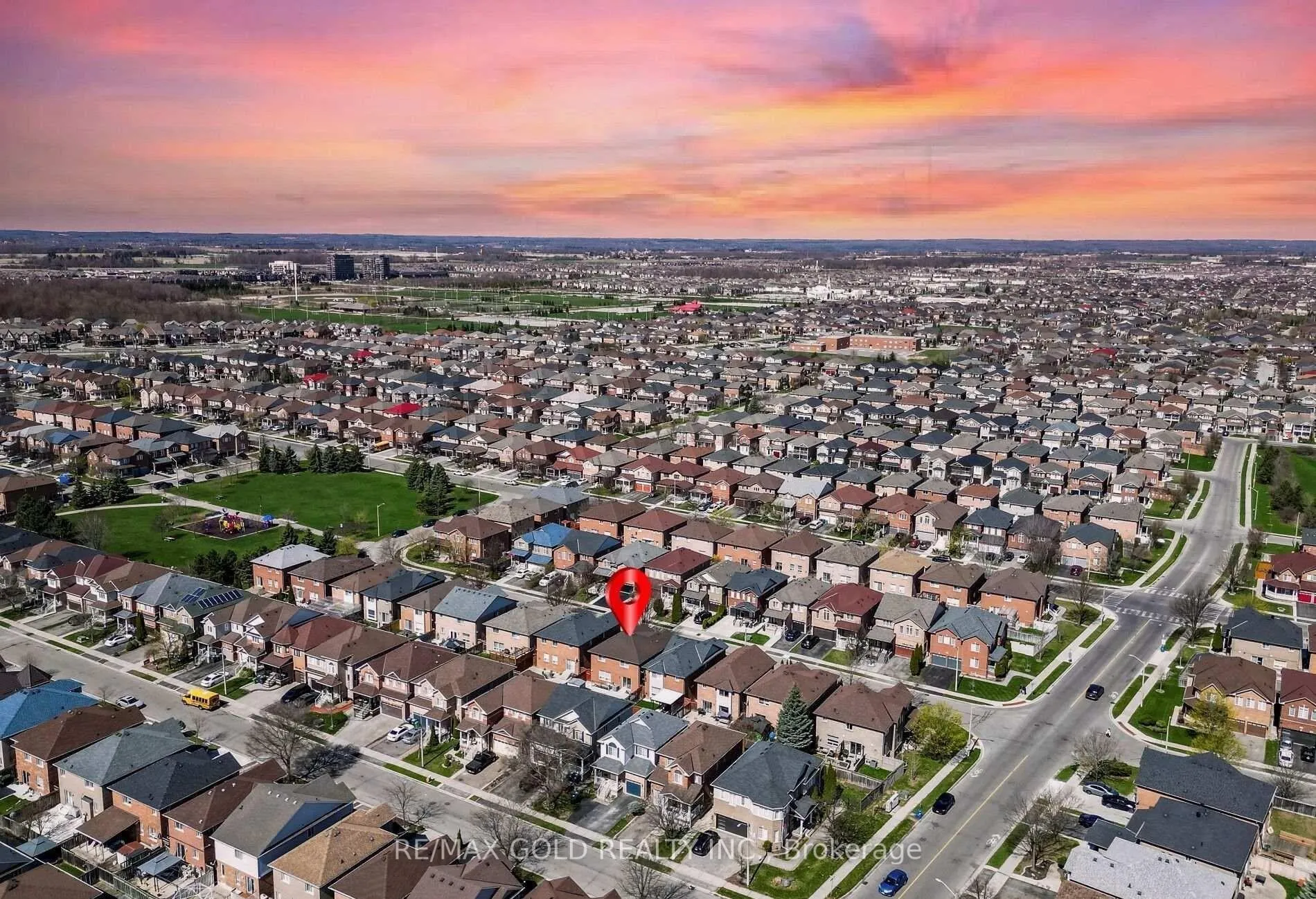 Photo 9 of 10 Chestermere (Bsmt) Crescent, Brampton, Fletcher's Meadow — HOMEH